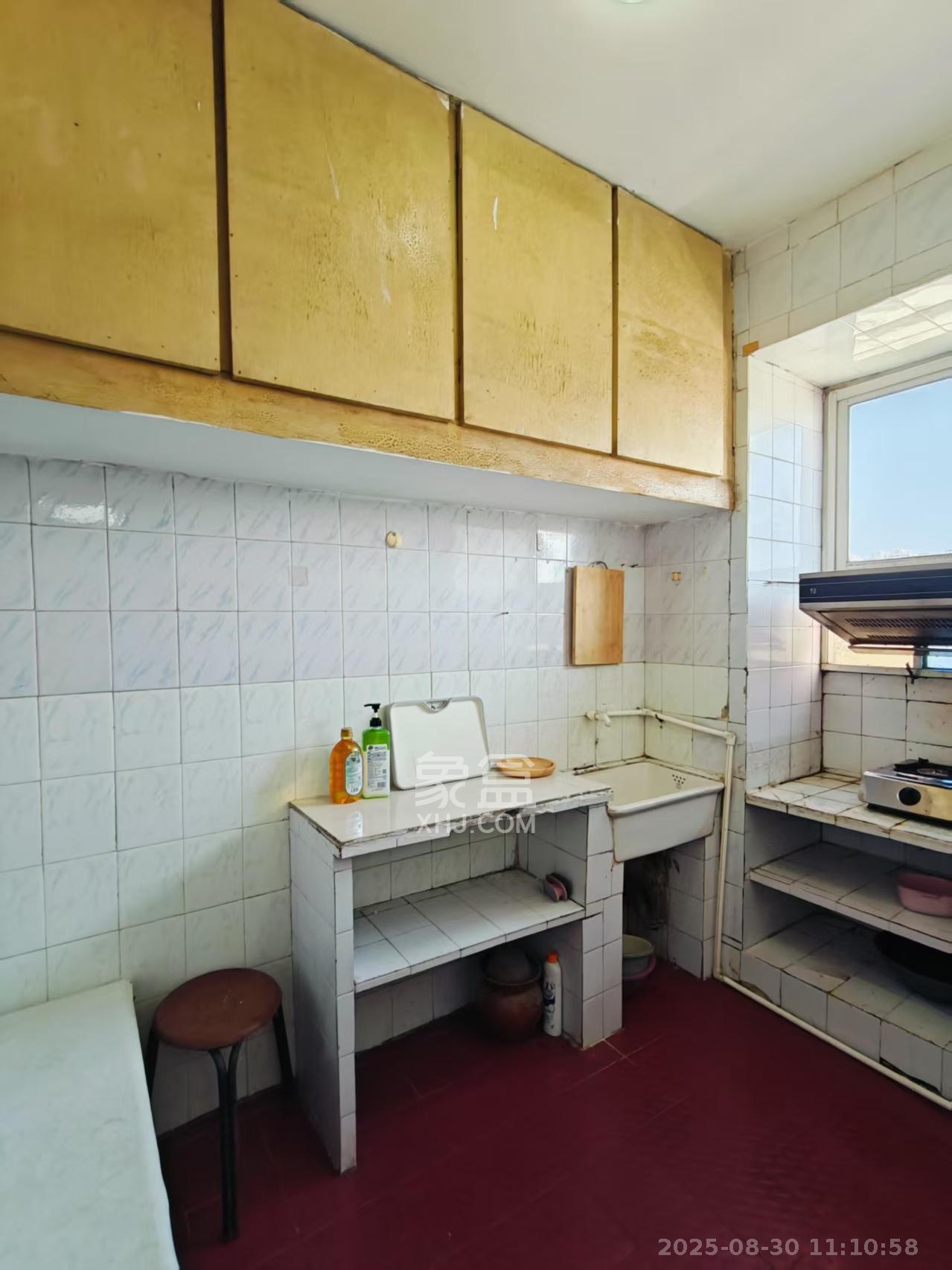 人民新村  2室1厅1卫    1100.0元/月 人民新村  2室1厅1卫    1100.0元/月室内图