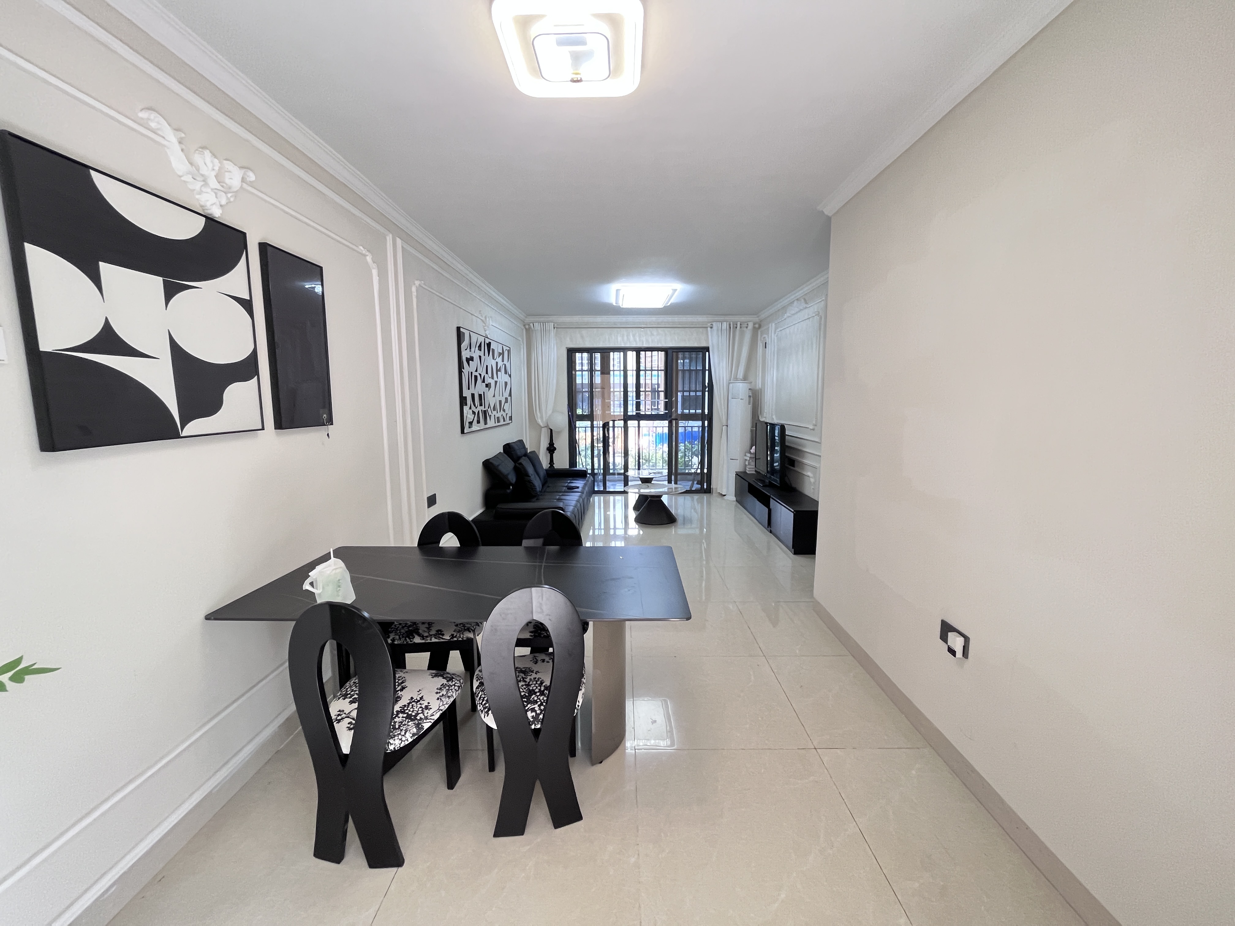 海秀天成  3室2厅1卫    3500.0元/月室内图