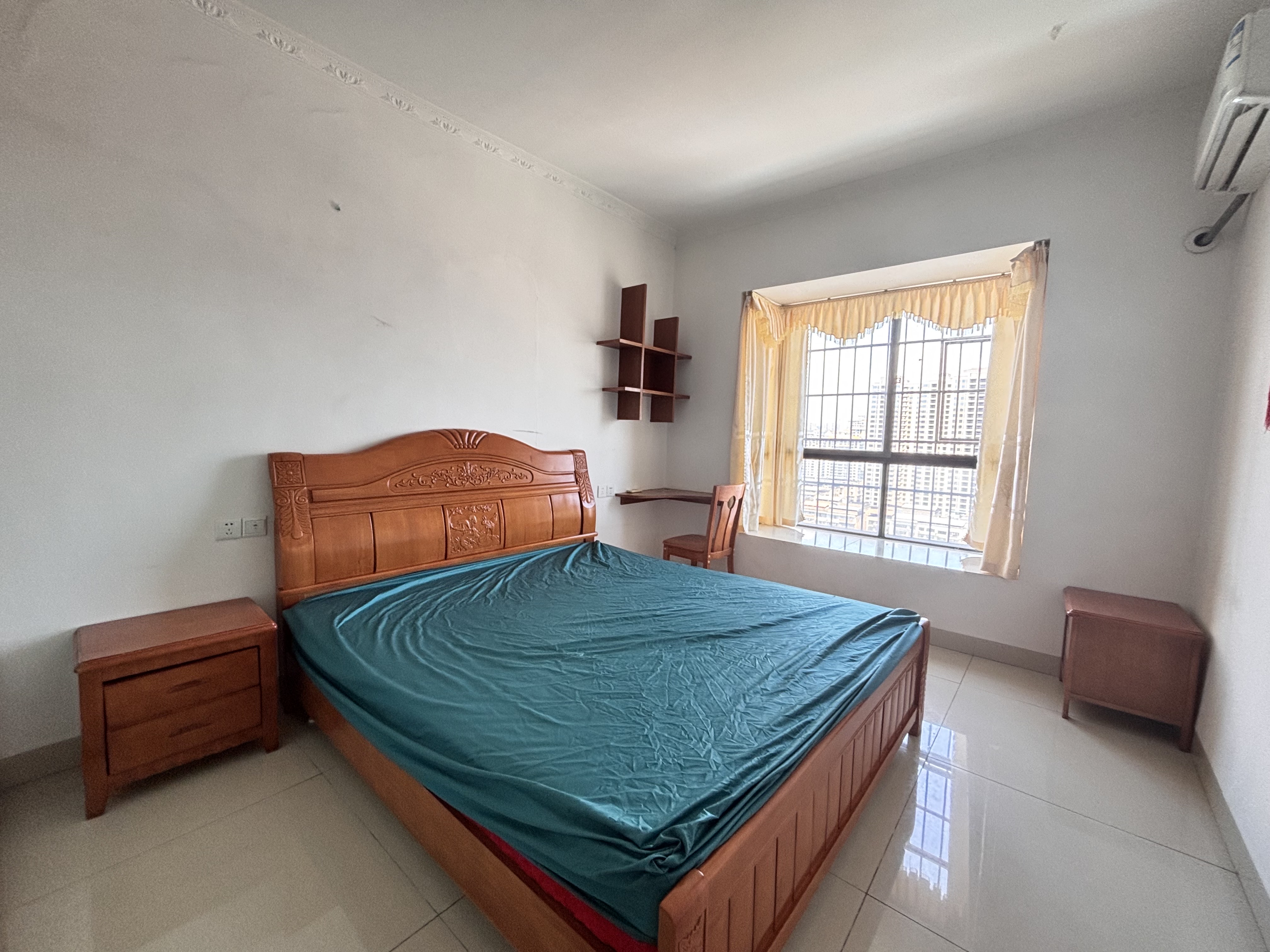 香格里拉 1室0厅0卫 1900.0元/月 香格里拉 1室0厅0卫 1900.0元/月室内图