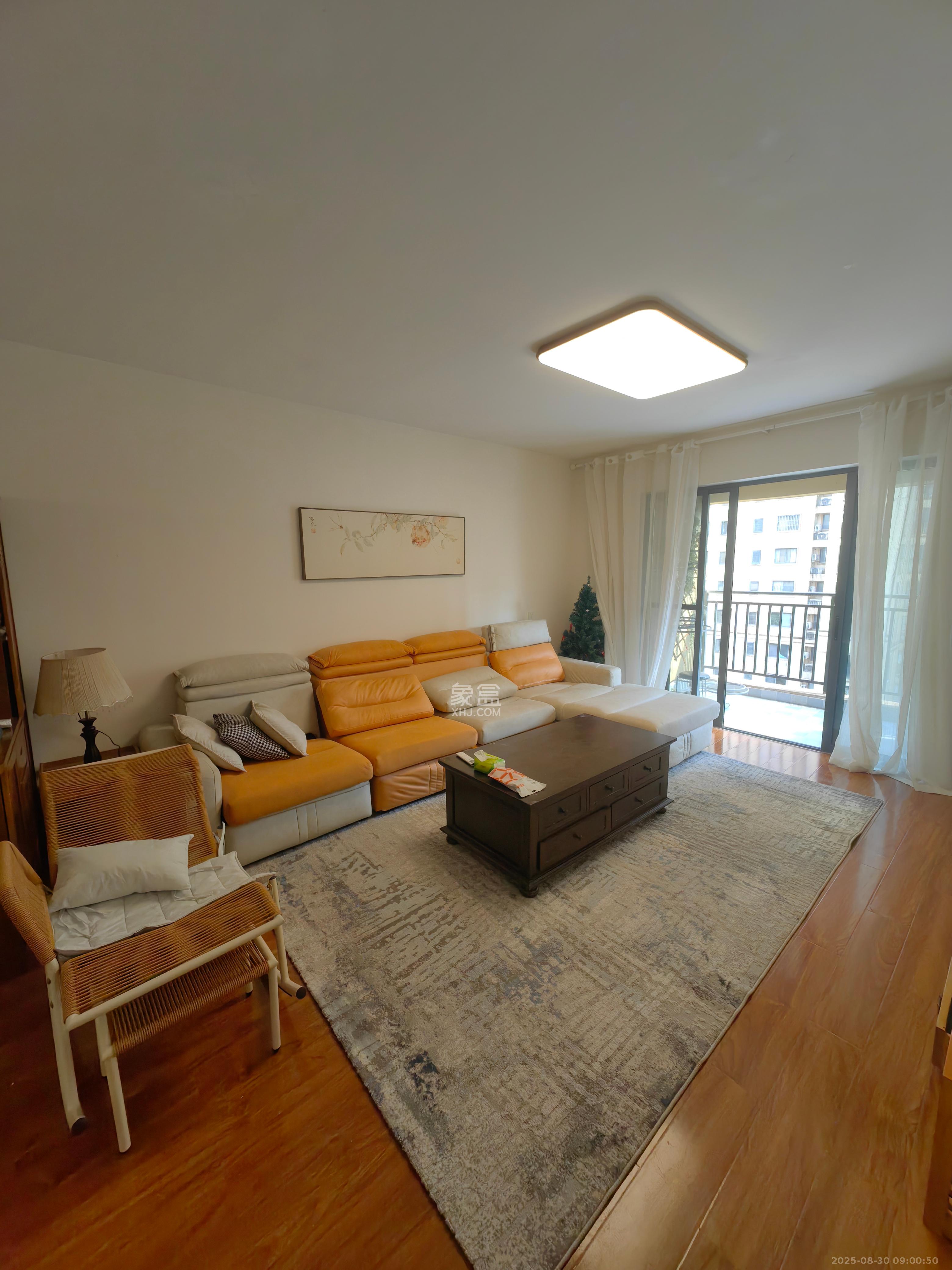 中建芙蓉嘉苑  3室2厅2卫    2700.0元/月室内图