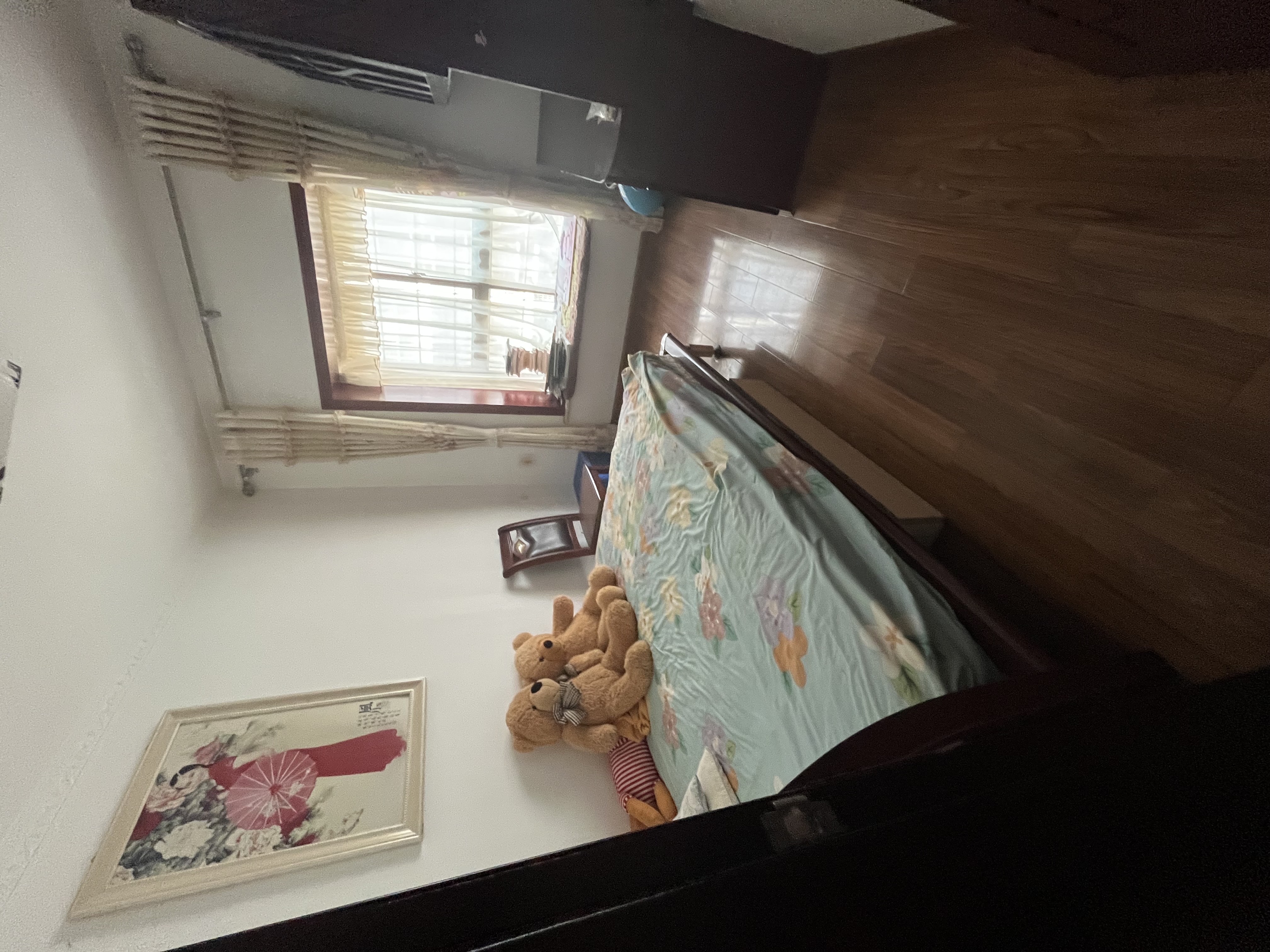 东方豪苑  4室2厅2卫    2000.0元/月室内图