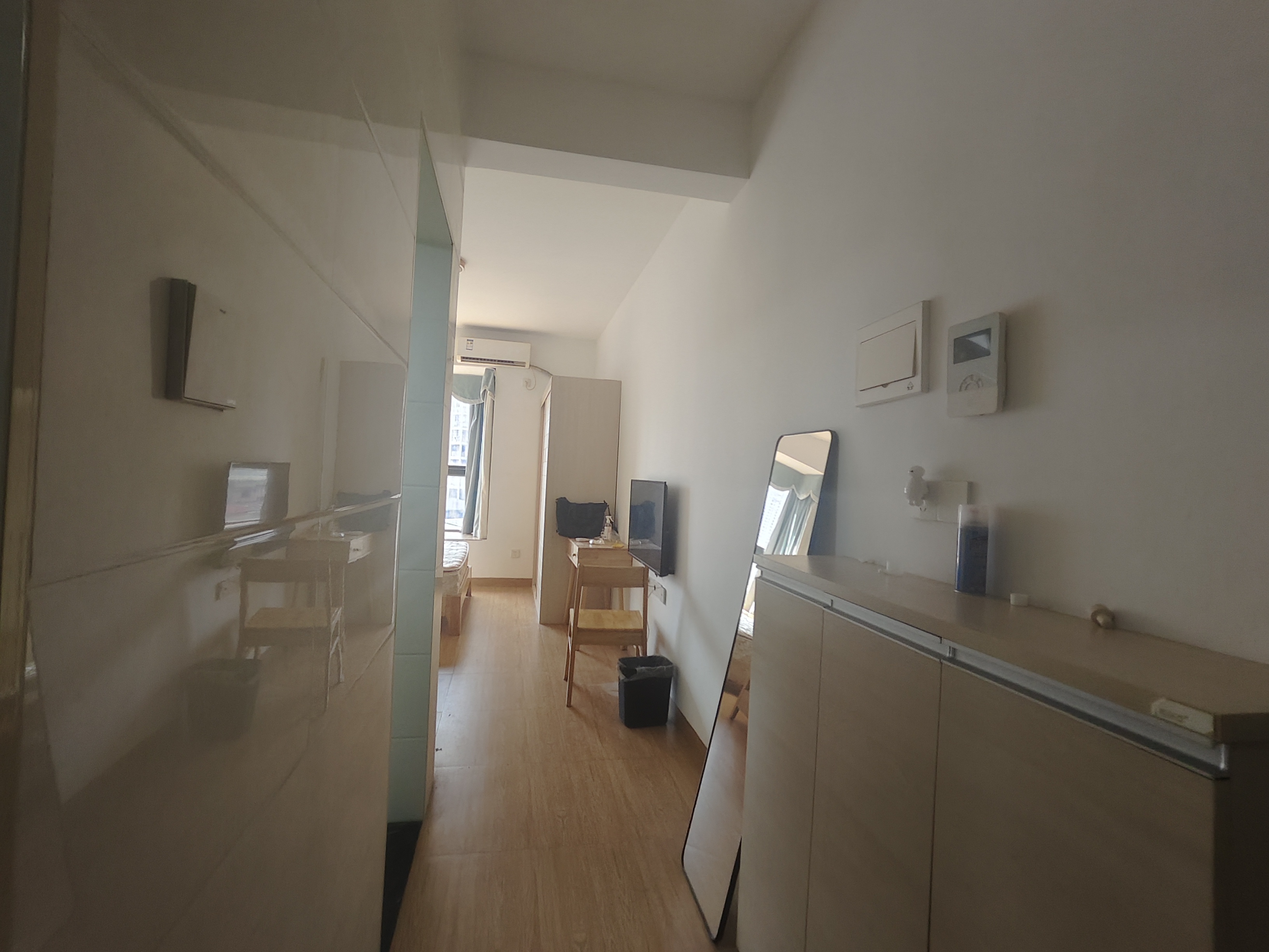 尚邦彩霞满天 1室1厅1卫 1100.00元/月 尚邦彩霞满天 1室1厅1卫 1100.00元/月室内图