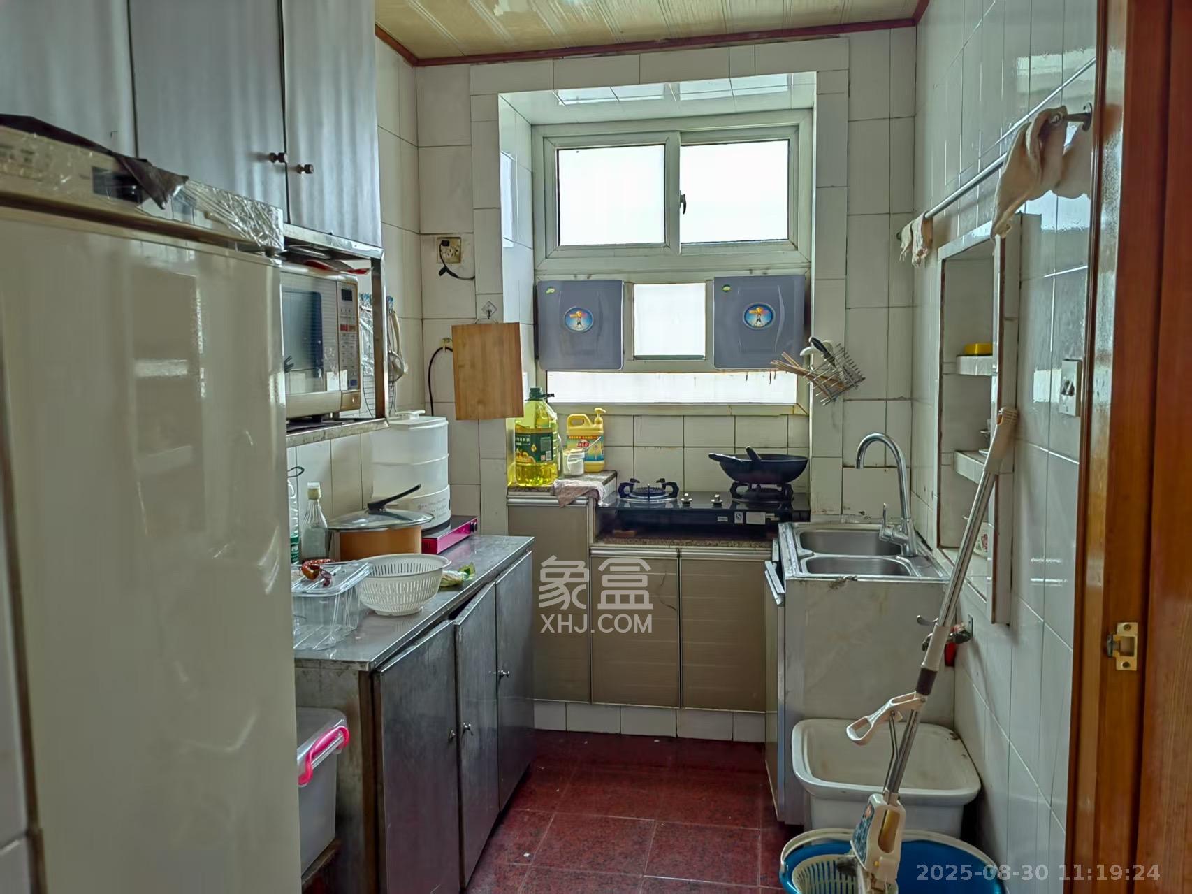 73分局（电信宿舍）  3室2厅1卫    2200.0元/月室内图