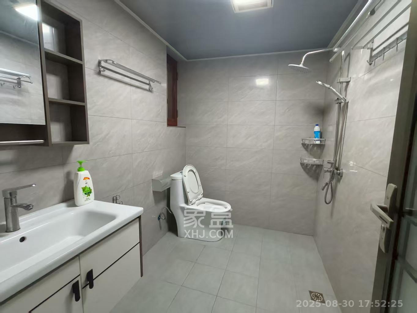 湘核新家园  4室2厅2卫    2900.0元/月 湘核新家园  4室2厅2卫    2900.0元/月室内图