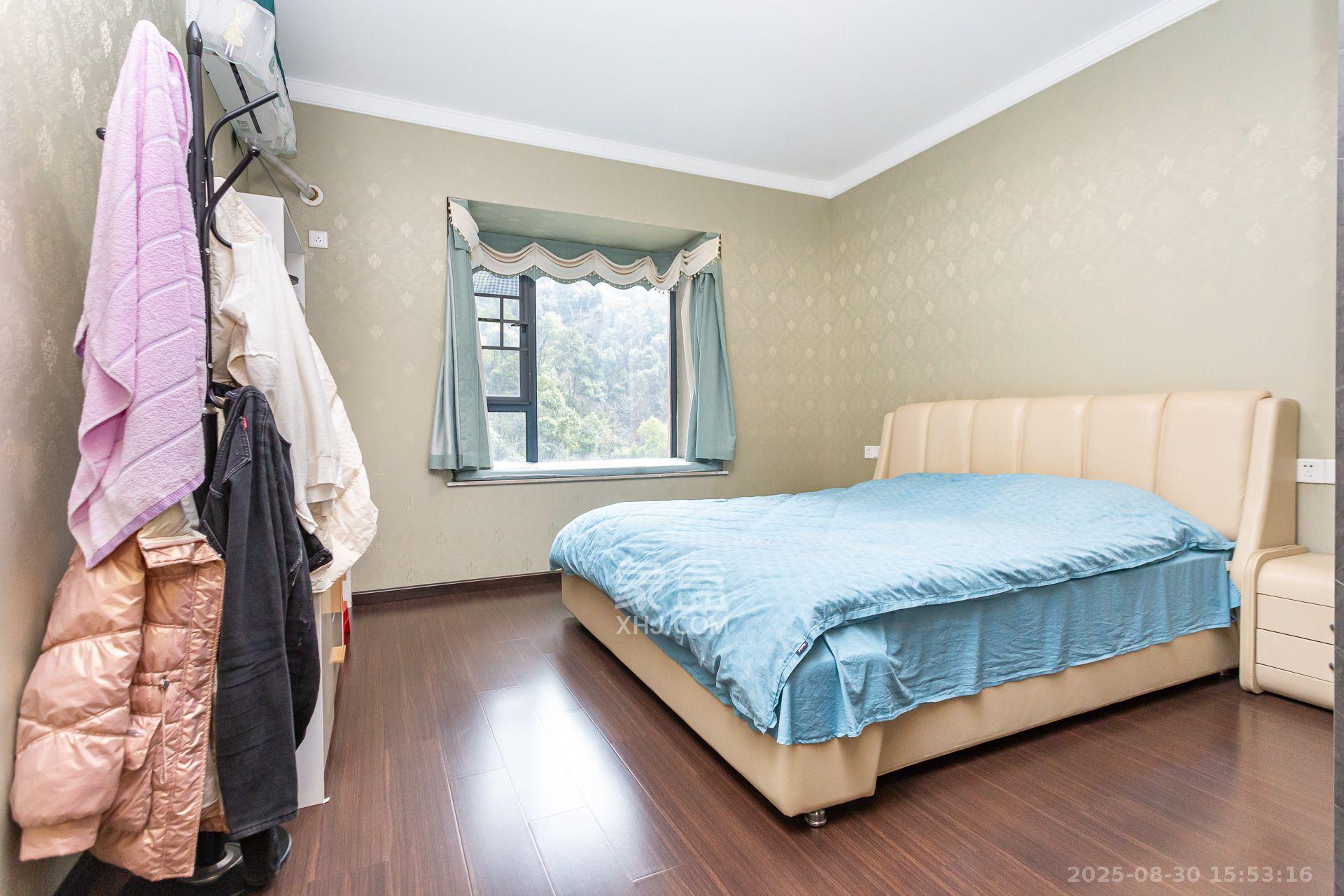 珠江东方明珠(新地东方明珠)三期 3室2厅2卫 2500.0元/月 珠江东方明珠(新地东方明珠)三期 3室2厅2卫 2500.0元/月室内图