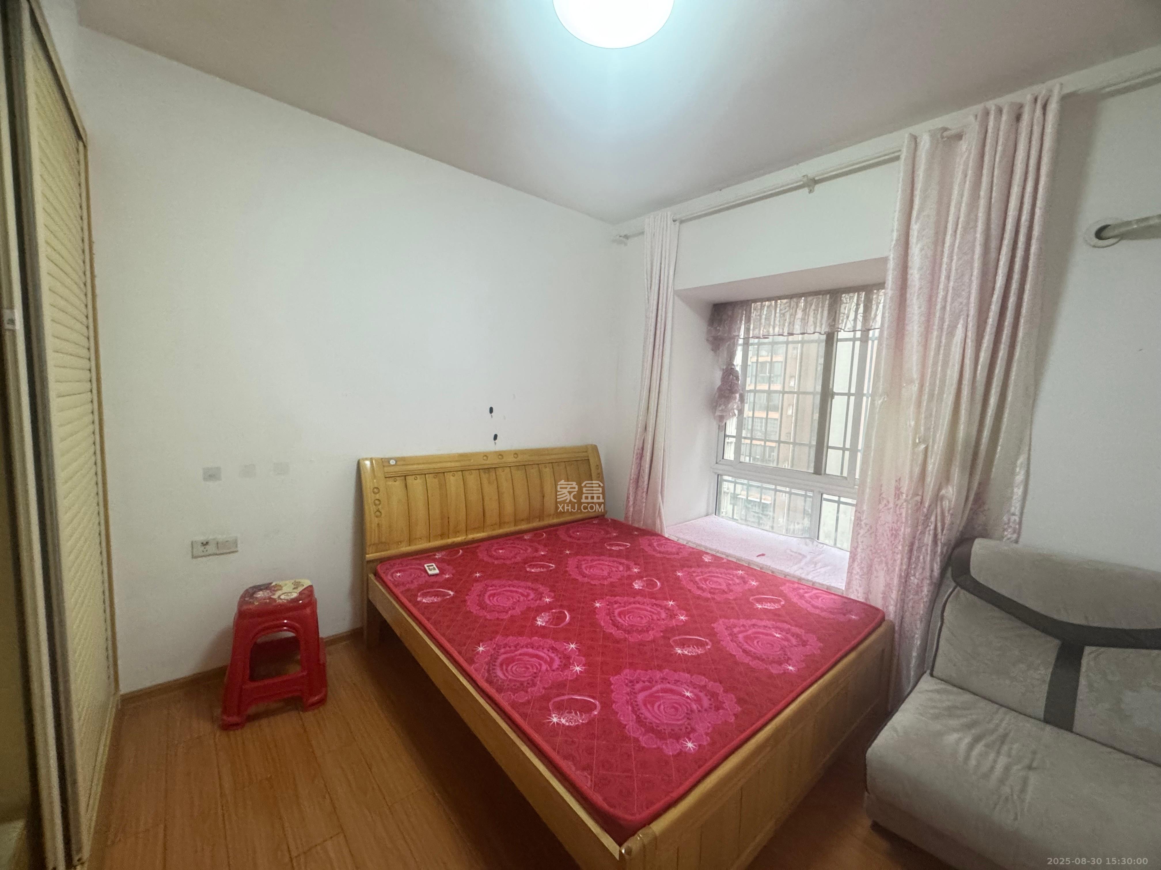 楚天世纪城东苑 3室2厅1卫 1500.0元/月 楚天世纪城东苑 3室2厅1卫 1500.0元/月室内图