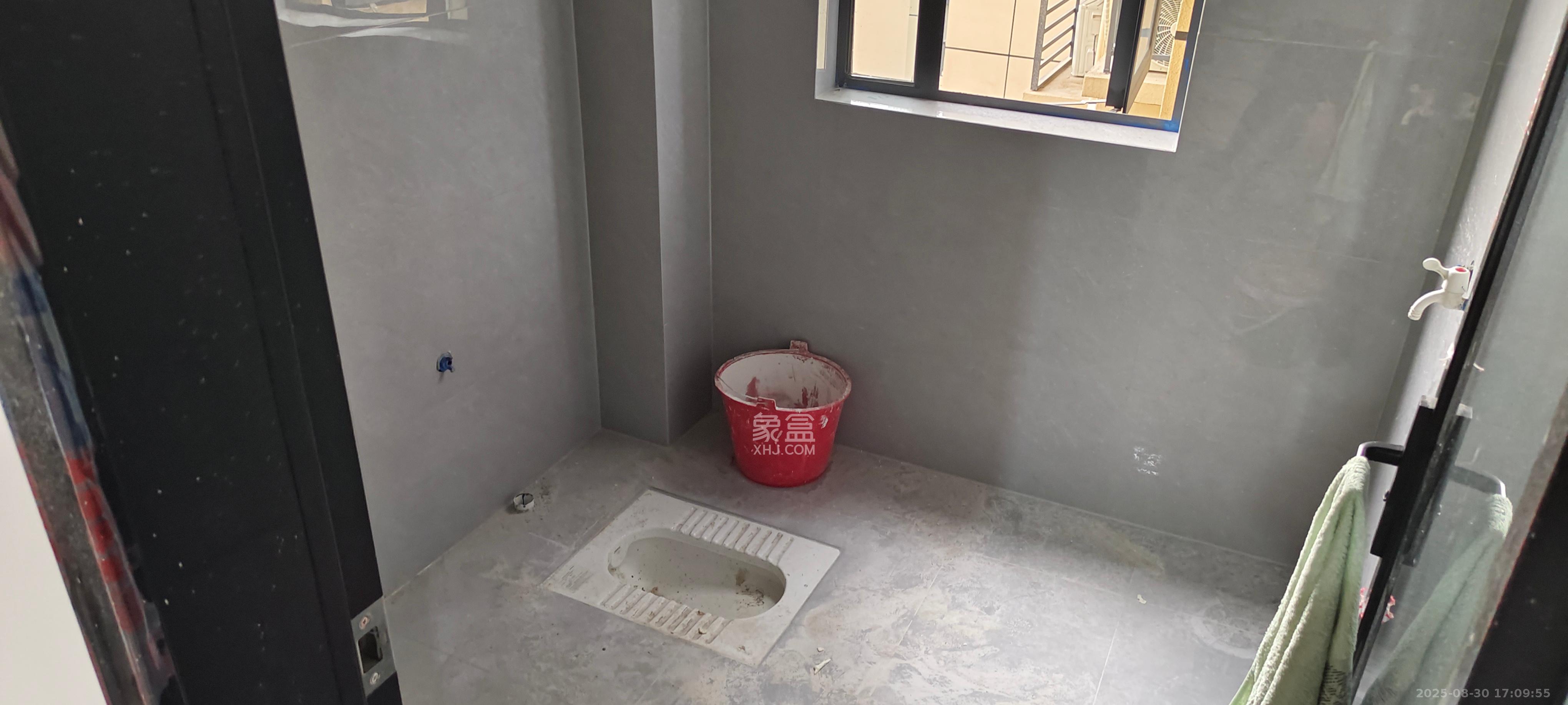 先锋新宇  2室1厅1卫   2200.00元/月室内图