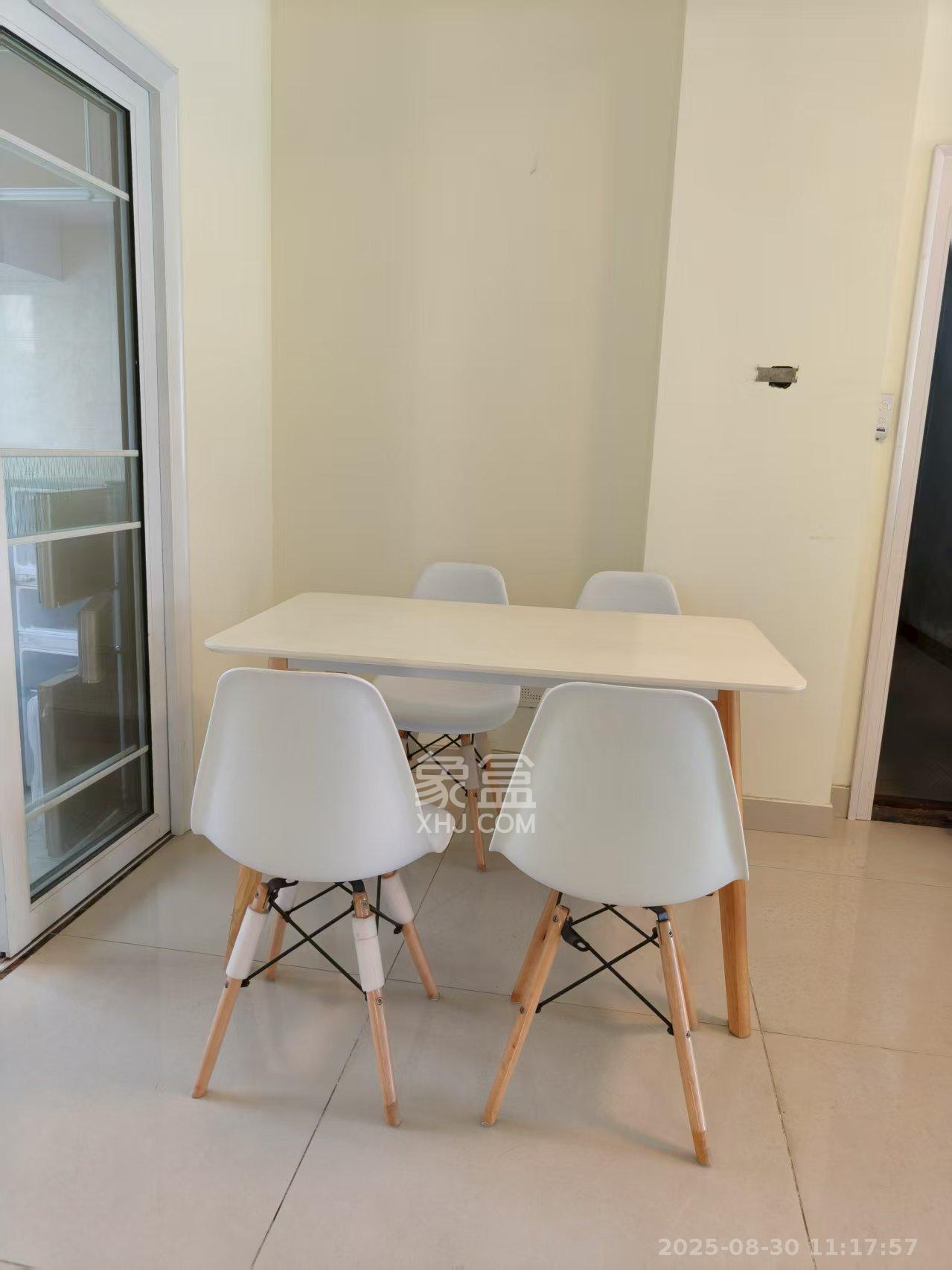 天城尚品 3室2厅1卫 2600.0元/月 天城尚品 3室2厅1卫 2600.0元/月室内图