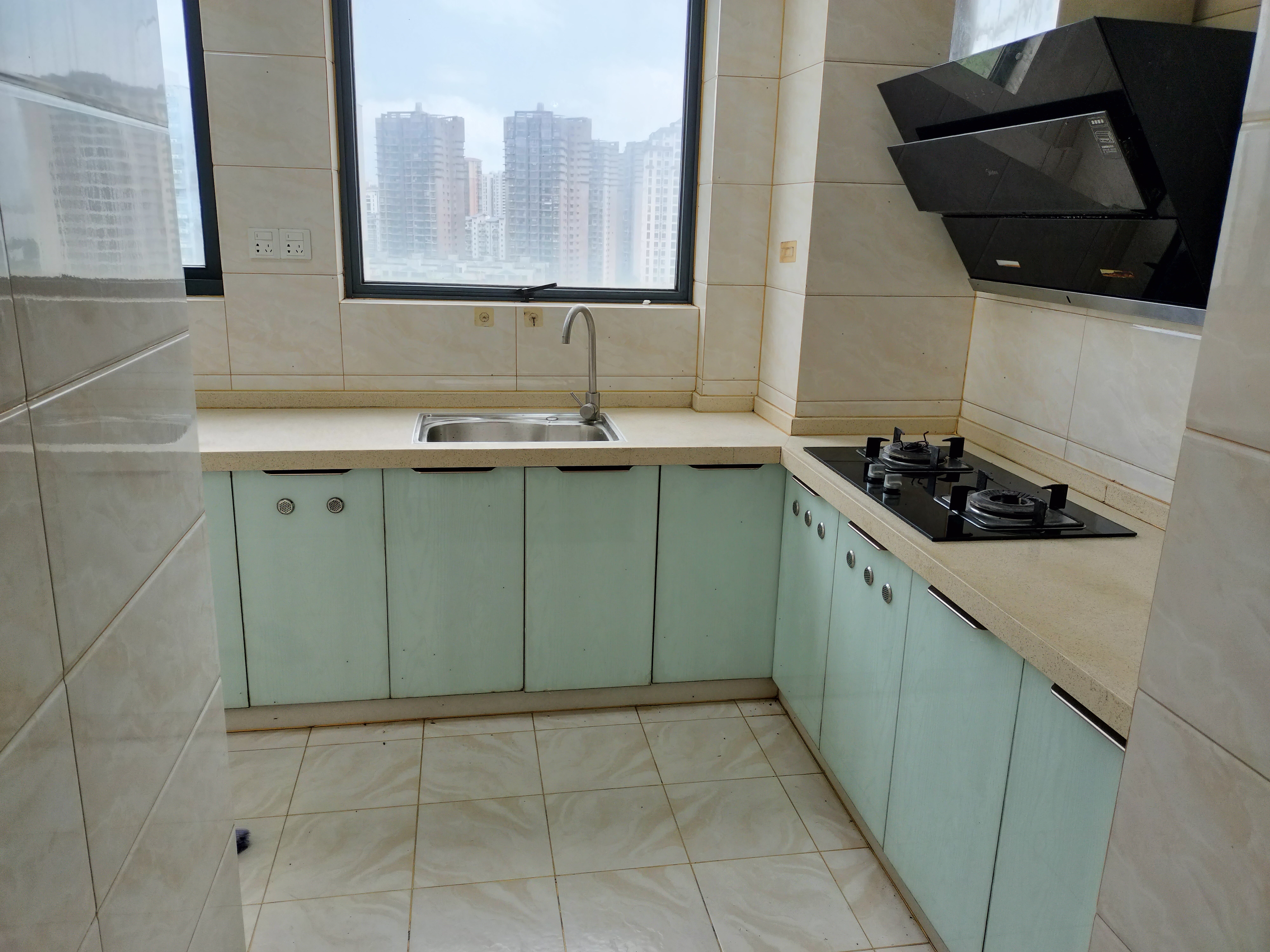 航天小区(美兰区滨江路) 3室2厅2卫 2600.0元/月 航天小区(美兰区滨江路) 3室2厅2卫 2600.0元/月室内图