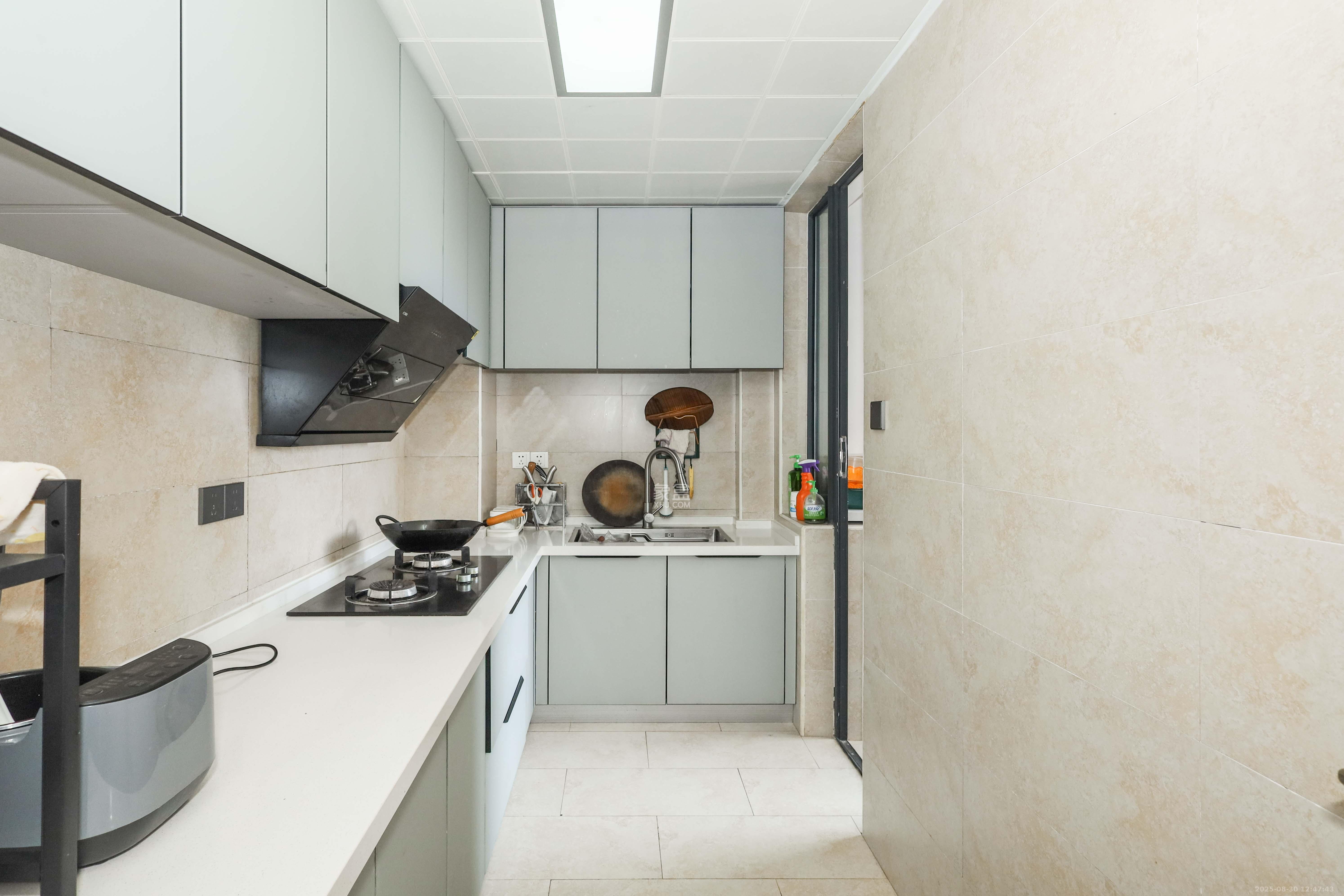 保利麓谷林语B区  3室2厅1卫    88.0万 保利麓谷林语B区  3室2厅1卫    88.0万厨房