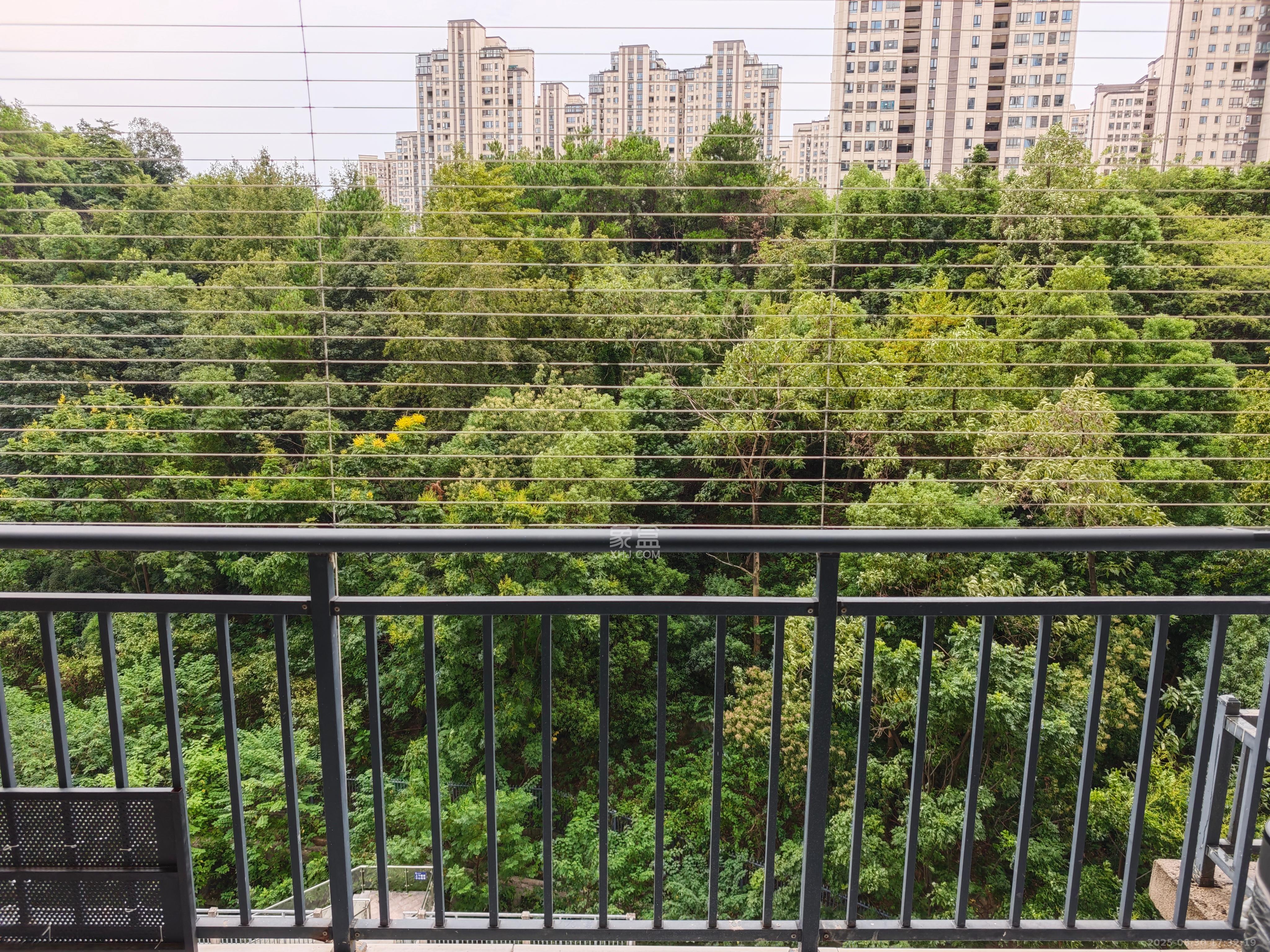 骑龙大街(骑龙苑) 3室1厅1卫 2500.0元/月 骑龙大街(骑龙苑) 3室1厅1卫 2500.0元/月室内图