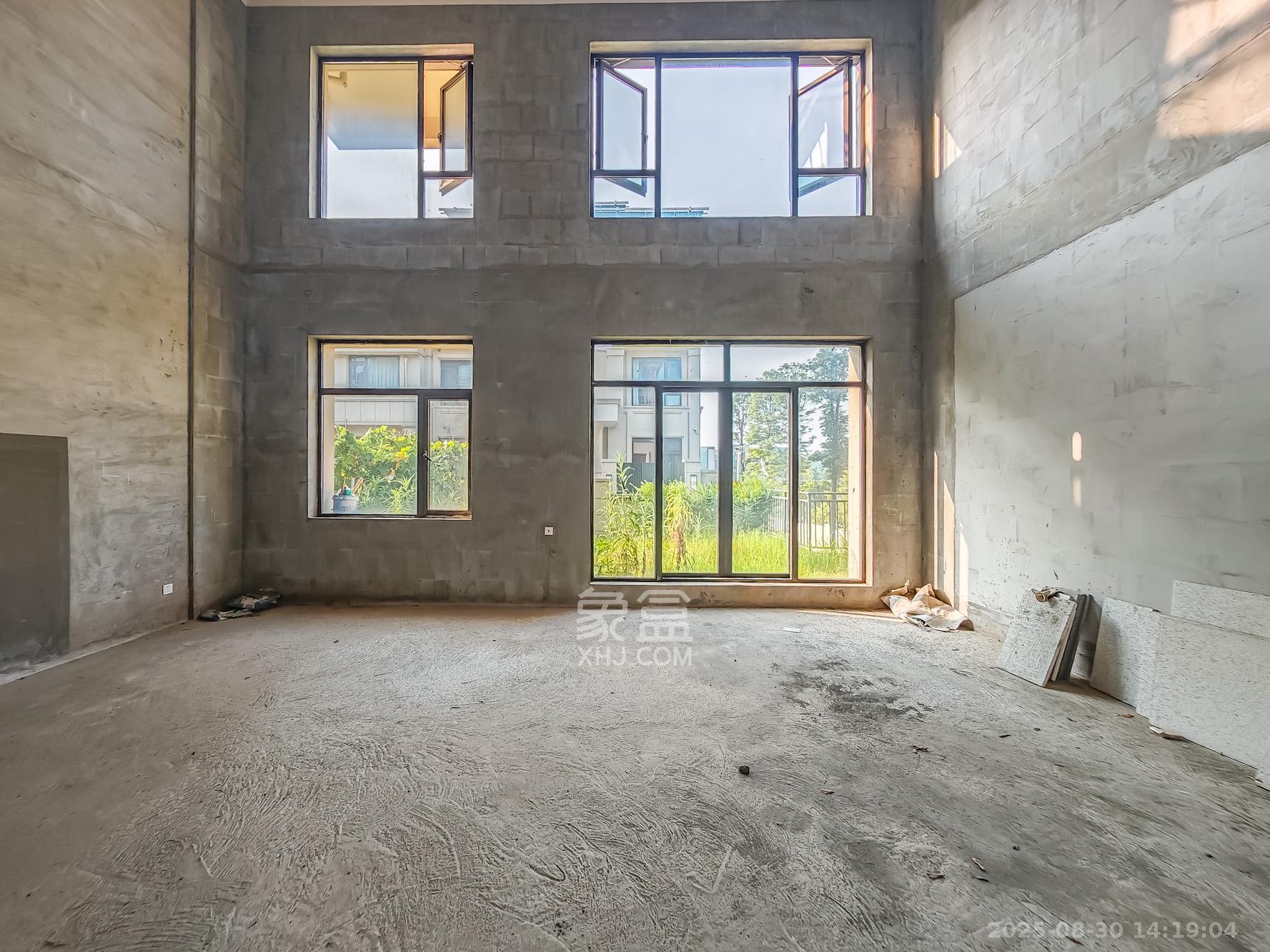 恒基旭辉湖山赋  6室3厅4卫    458.0万 恒基旭辉湖山赋  6室3厅4卫    458.0万