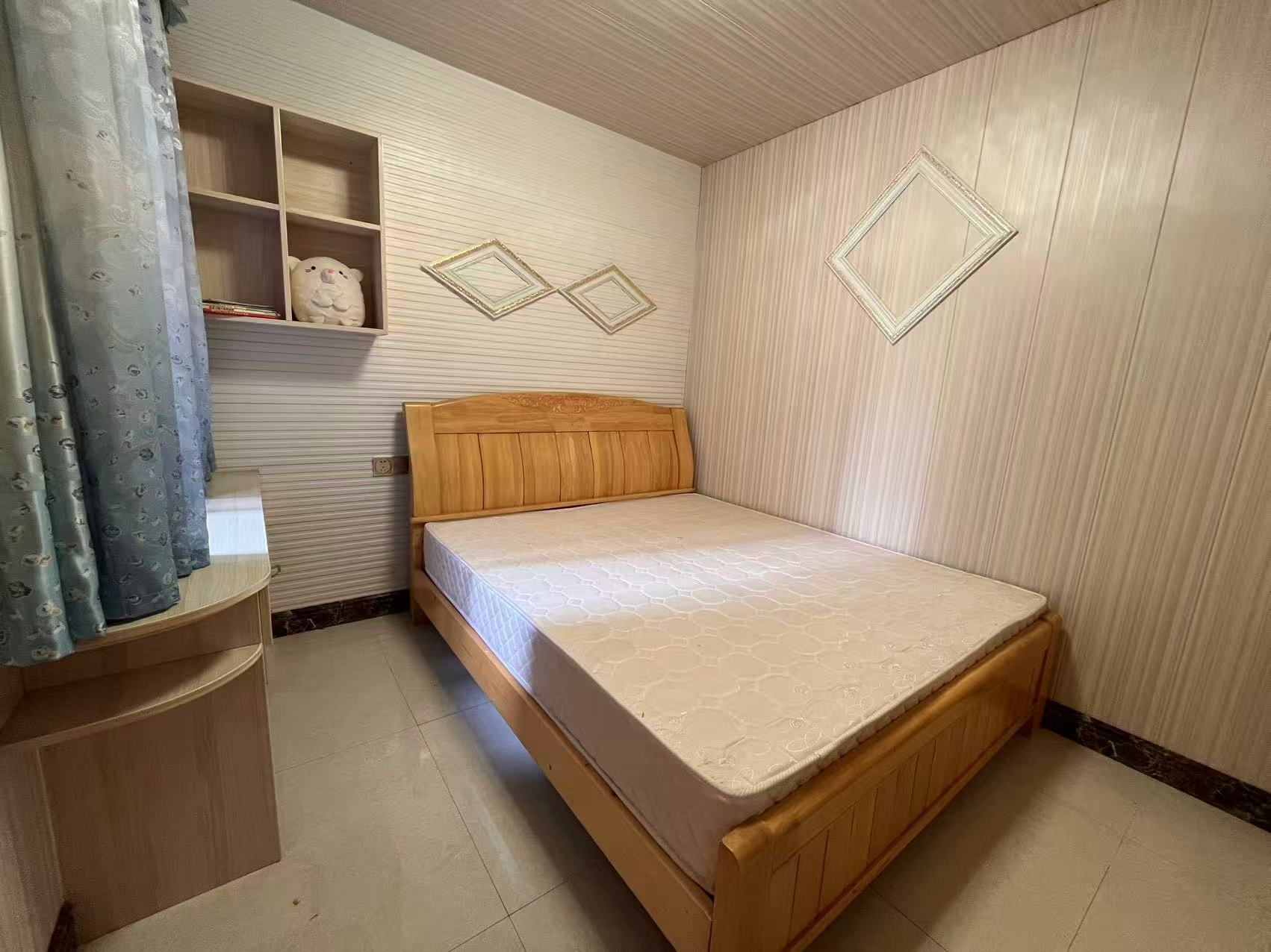 桃花缘 3室2厅2卫 1800.0元/月 桃花缘 3室2厅2卫 1800.0元/月室内图