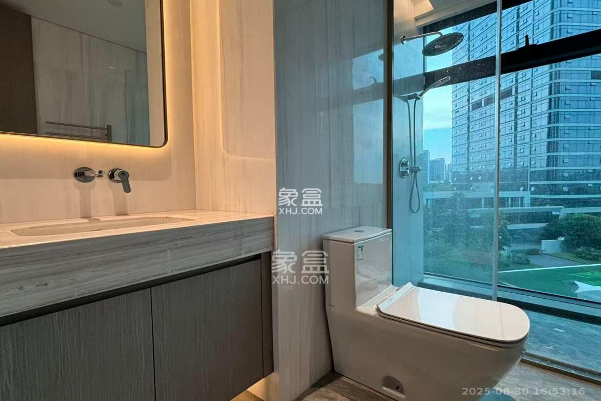 润和滨江湾 3室2厅3卫 28000.0元/月 润和滨江湾 3室2厅3卫 28000.0元/月室内图