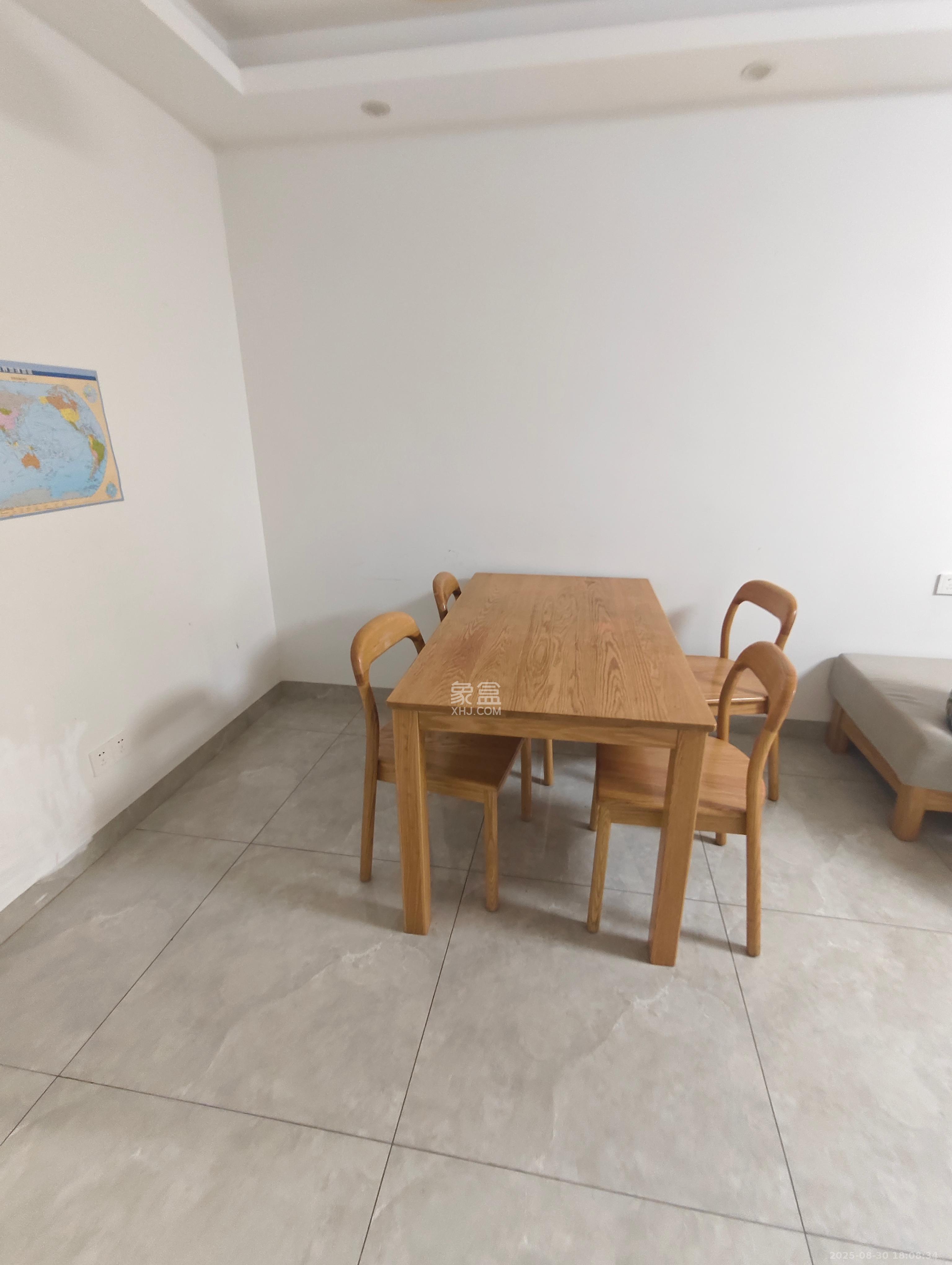 北辰三角洲E6区 3室2厅1卫 3500.0元/月 北辰三角洲E6区 3室2厅1卫 3500.0元/月室内图