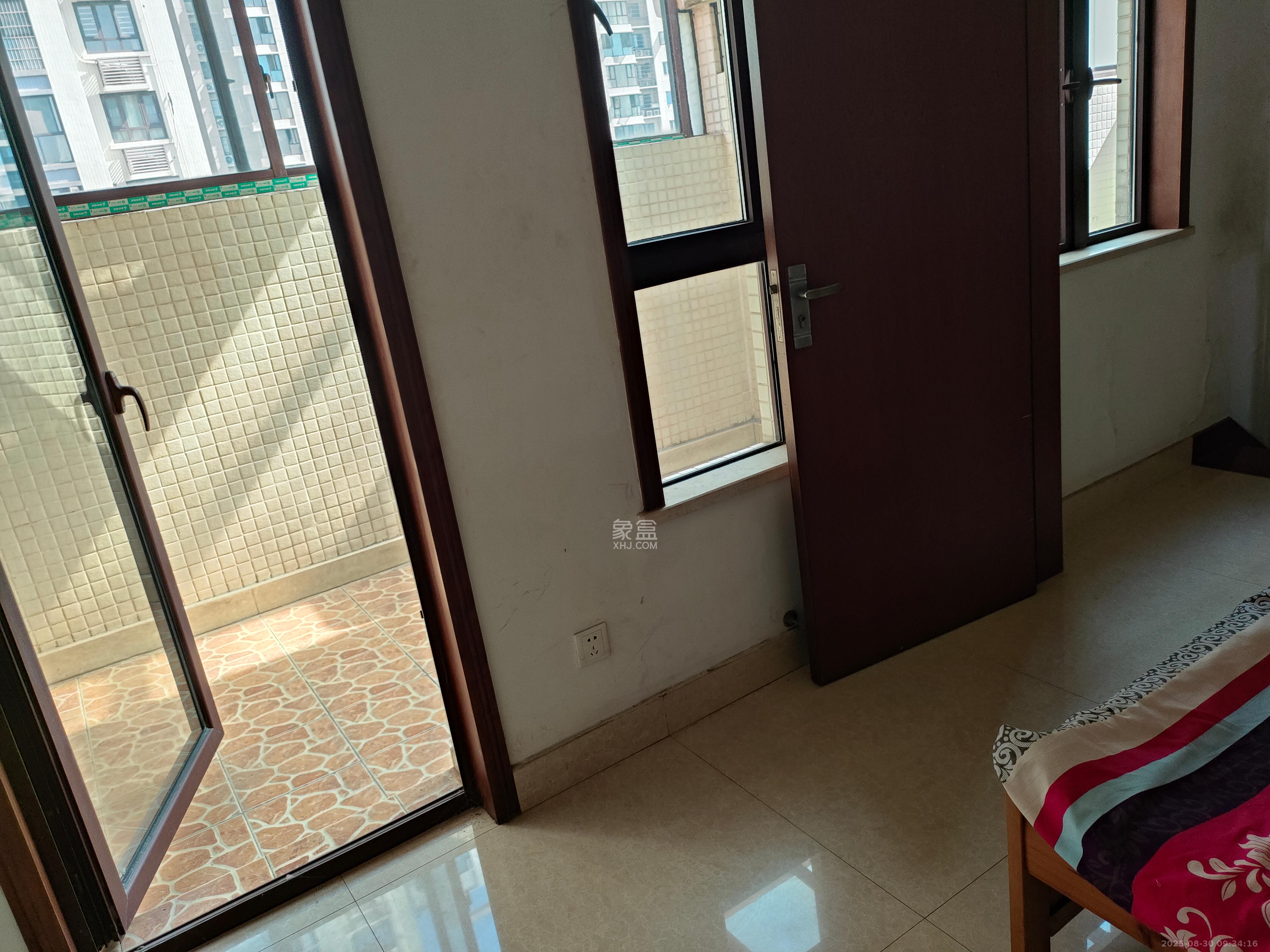 鹏基诺亚山林  3室2厅2卫    2000.0元/月 鹏基诺亚山林  3室2厅2卫    2000.0元/月室内图