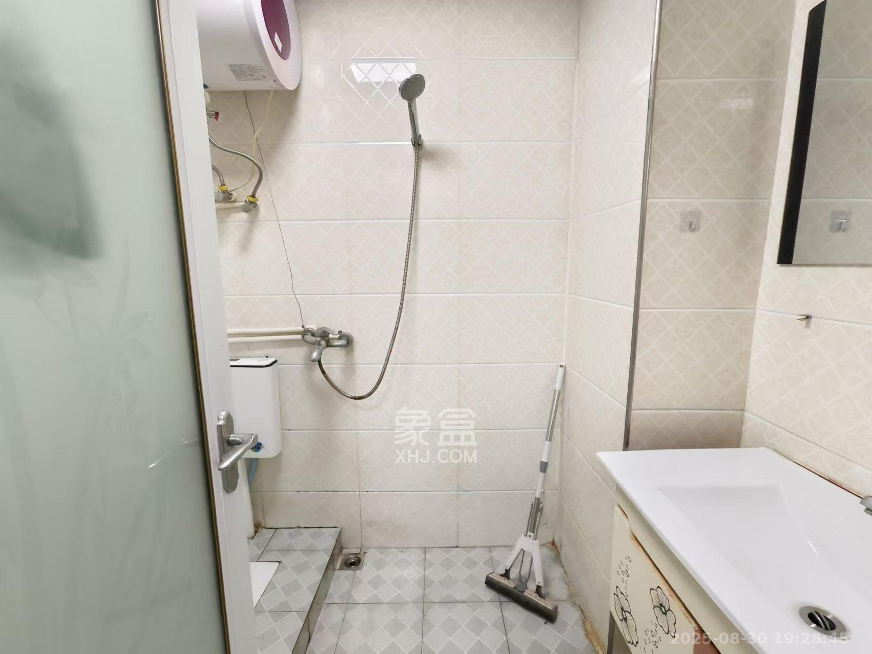 长房时代城  1室1厅1卫   1400.00元/月室内图