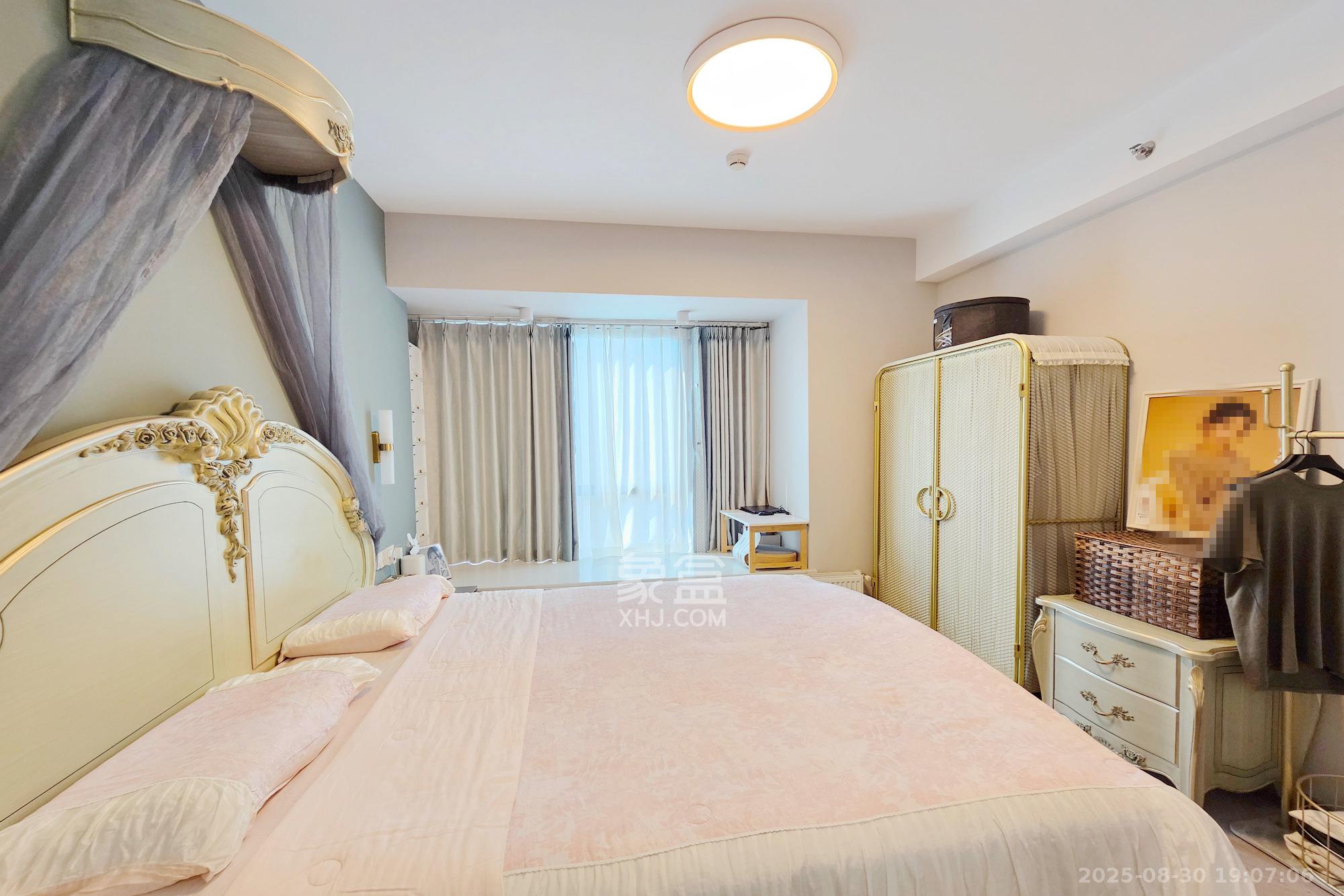 明昇壹城(明昇时代广场)二期  4室2厅2卫    268.0万 明昇壹城(明昇时代广场)二期  4室2厅2卫    268.0万卧室