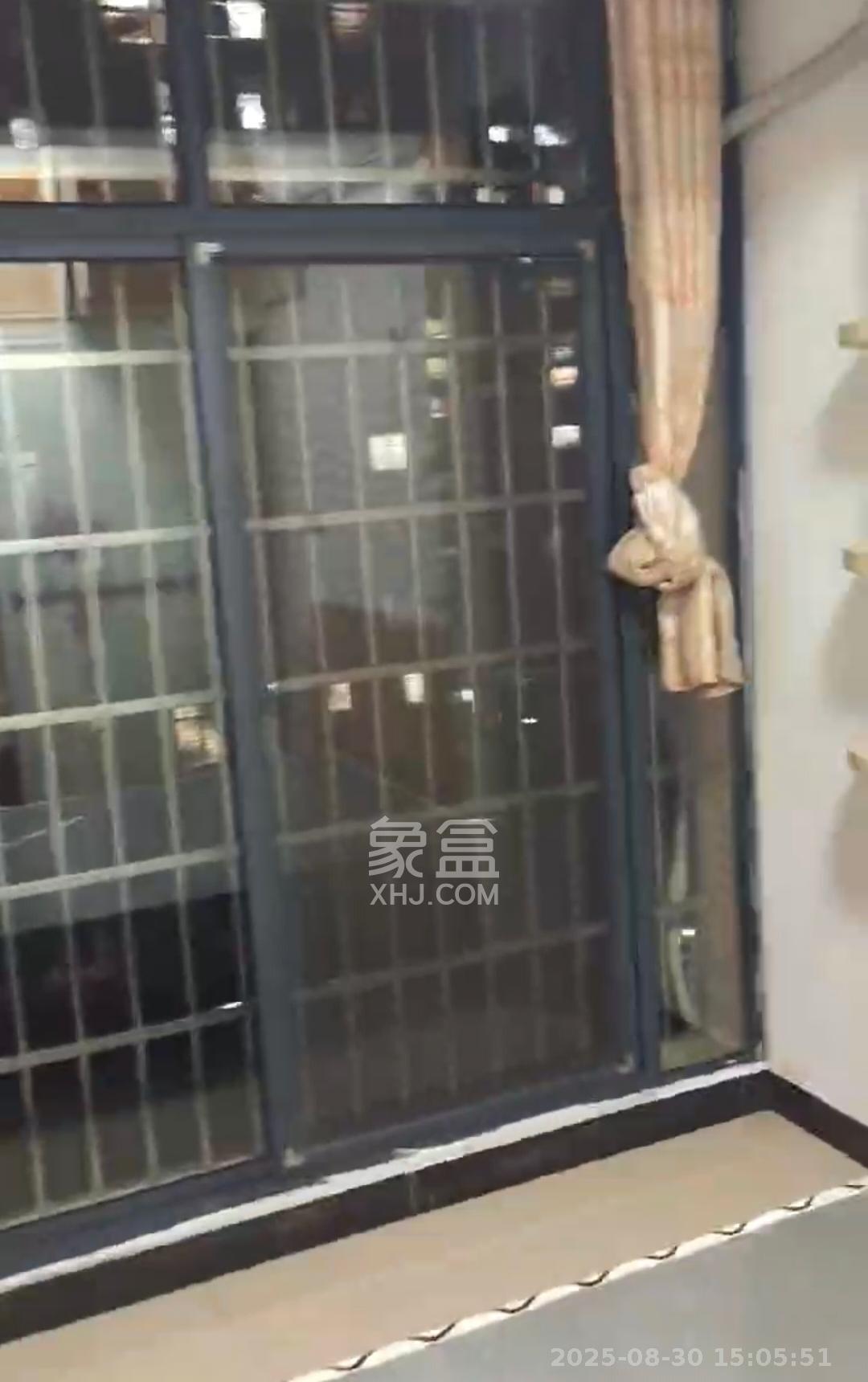 和润园一、二期 3室2厅1卫 2000.0元/月 和润园一、二期 3室2厅1卫 2000.0元/月室内图