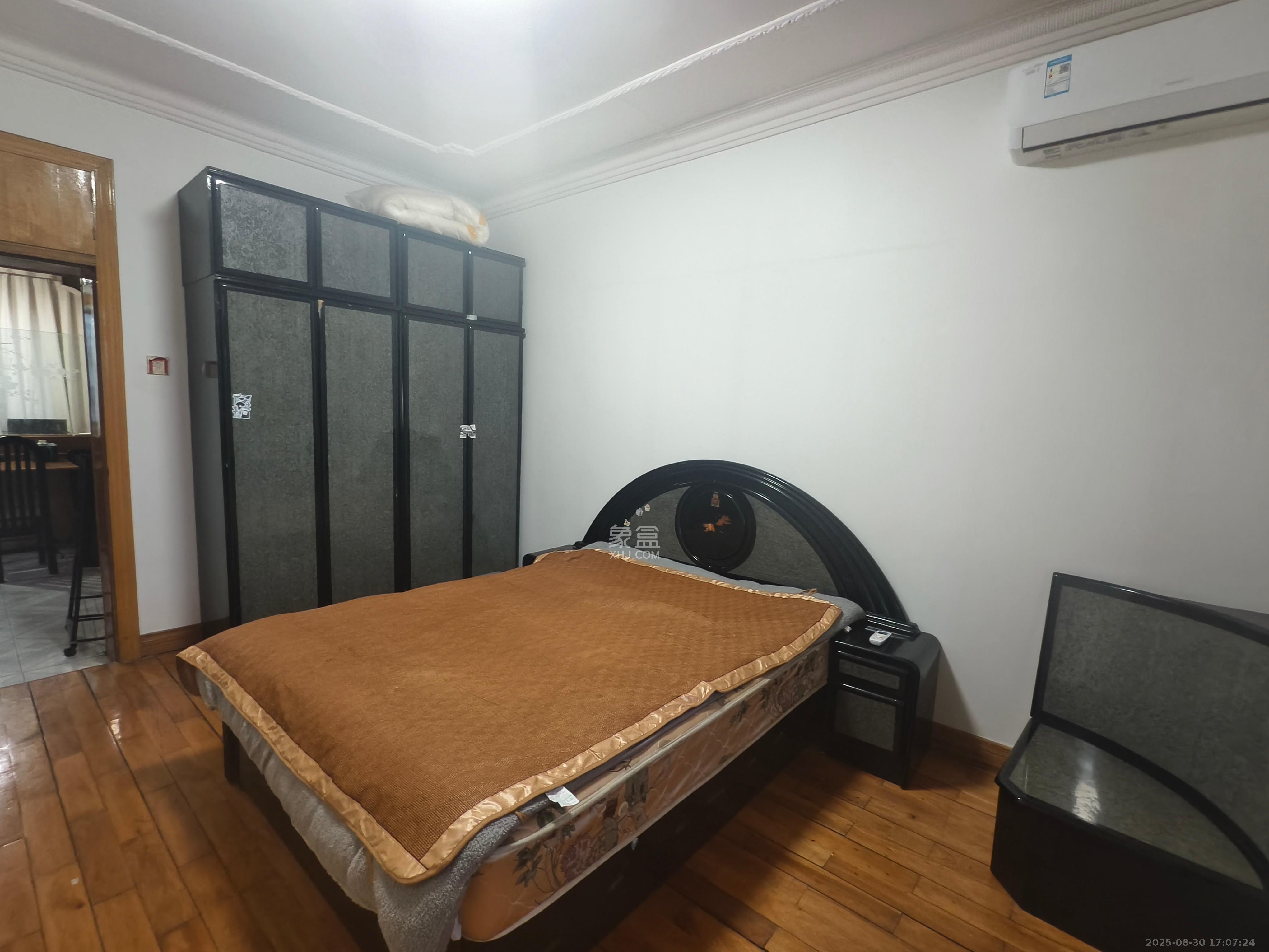 乡镇公寓 2室1厅1卫 1680.0元/月 乡镇公寓 2室1厅1卫 1680.0元/月室内图