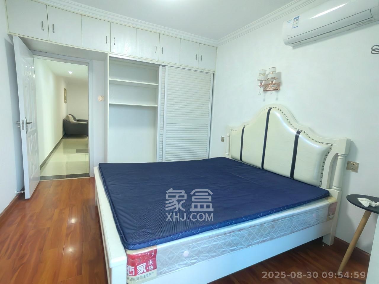 华海3C(天心电子世界)  2室1厅1卫   2200.00元/月室内图