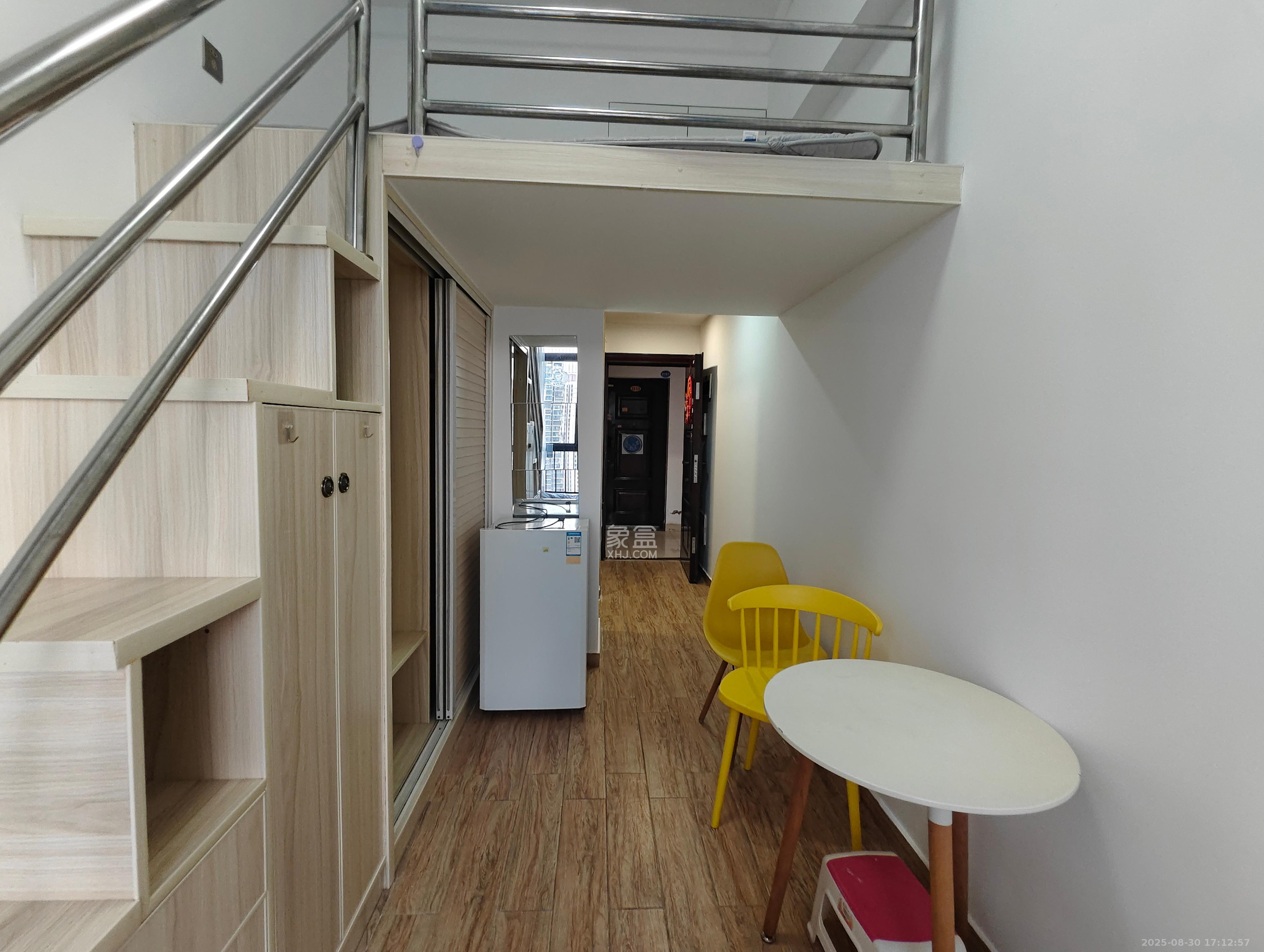 叠彩兰亭 2室1厅1卫 1100.0元/月 叠彩兰亭 2室1厅1卫 1100.0元/月室内图