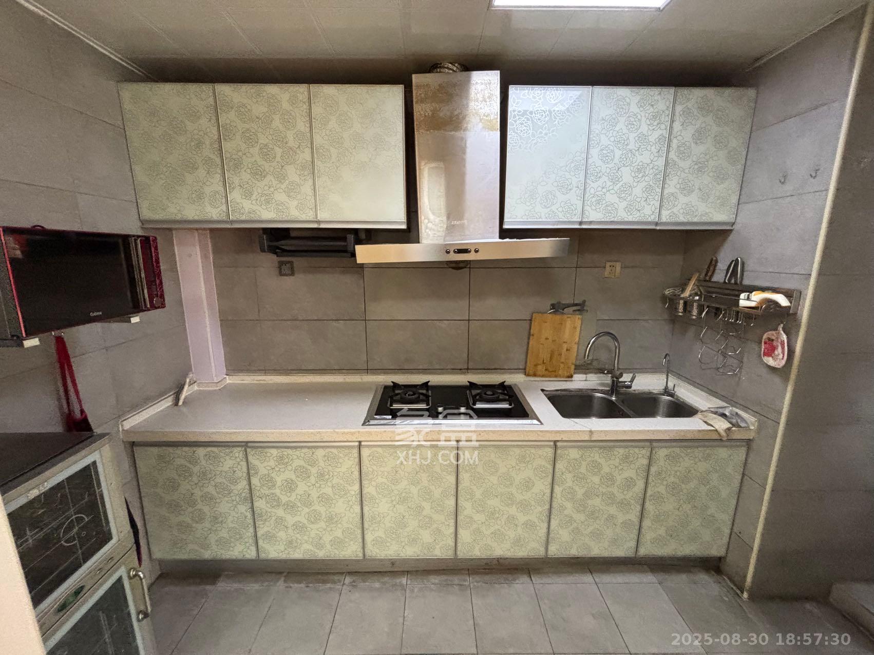 五矿格澜郡  4室2厅2卫    2500.0元/月 五矿格澜郡  4室2厅2卫    2500.0元/月室内图1