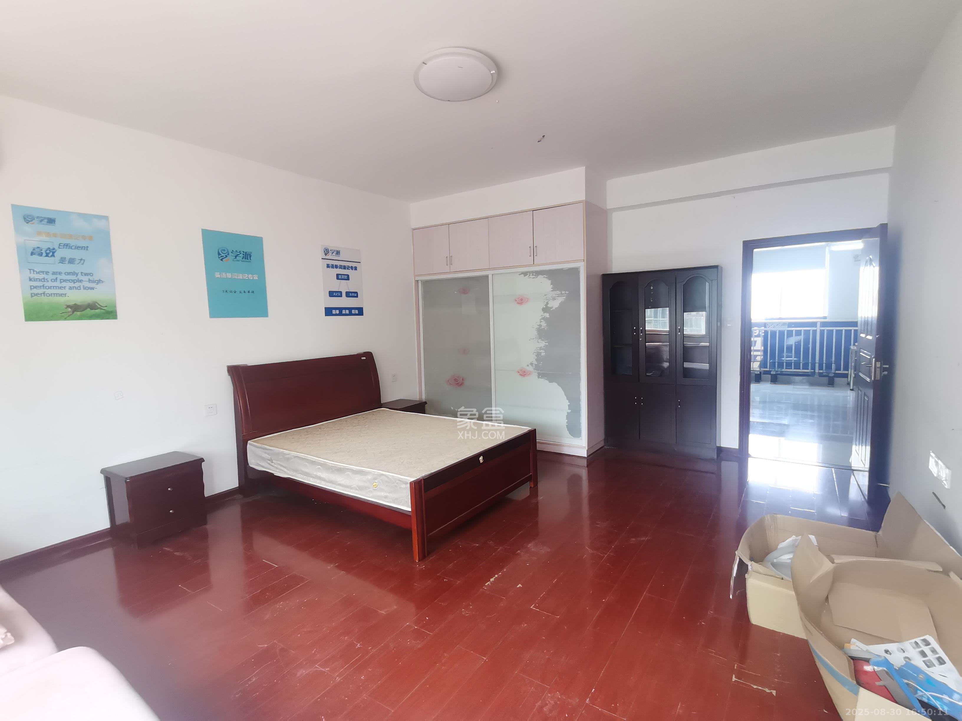 景江雅苑 4室2厅2卫 3000.0元/月 景江雅苑 4室2厅2卫 3000.0元/月室内图