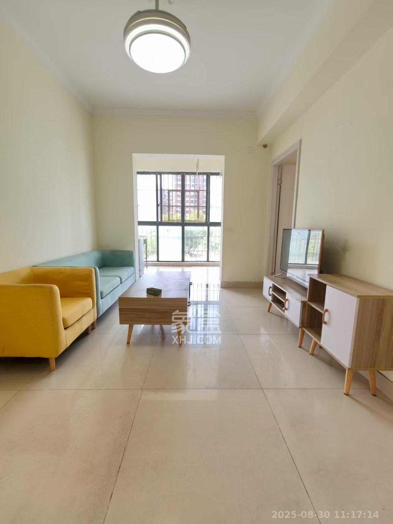 天城尚品  3室2厅1卫    2600.0元/月室内图