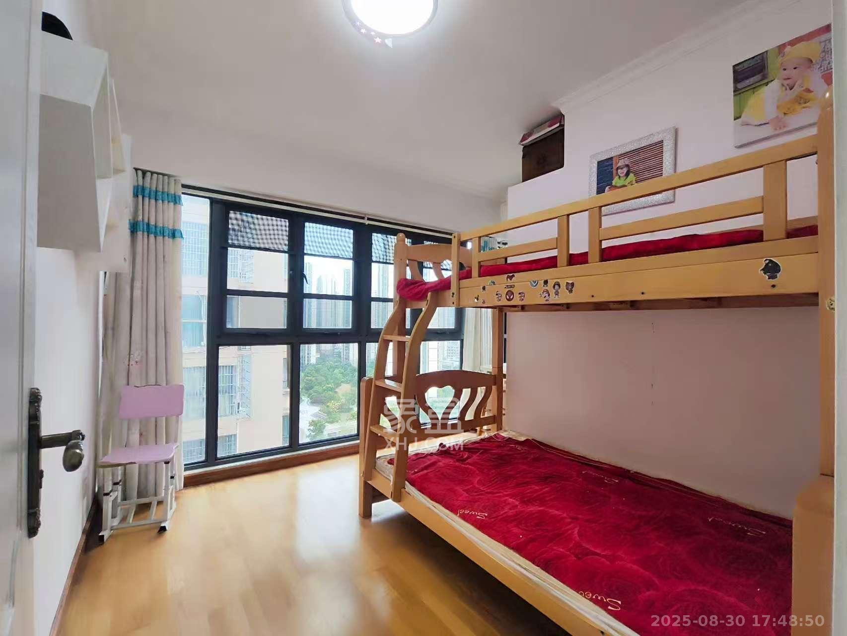 勤诚达新界  3室2厅1卫    2200.0元/月 勤诚达新界  3室2厅1卫    2200.0元/月室内图