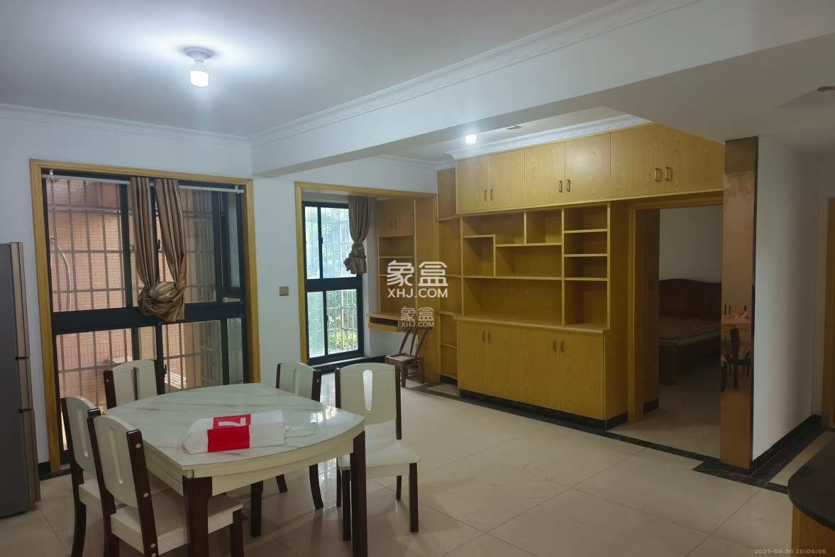 华龙家园(和泰家园)  2室1厅2卫    1800.0元/月 华龙家园(和泰家园)  2室1厅2卫    1800.0元/月室内图