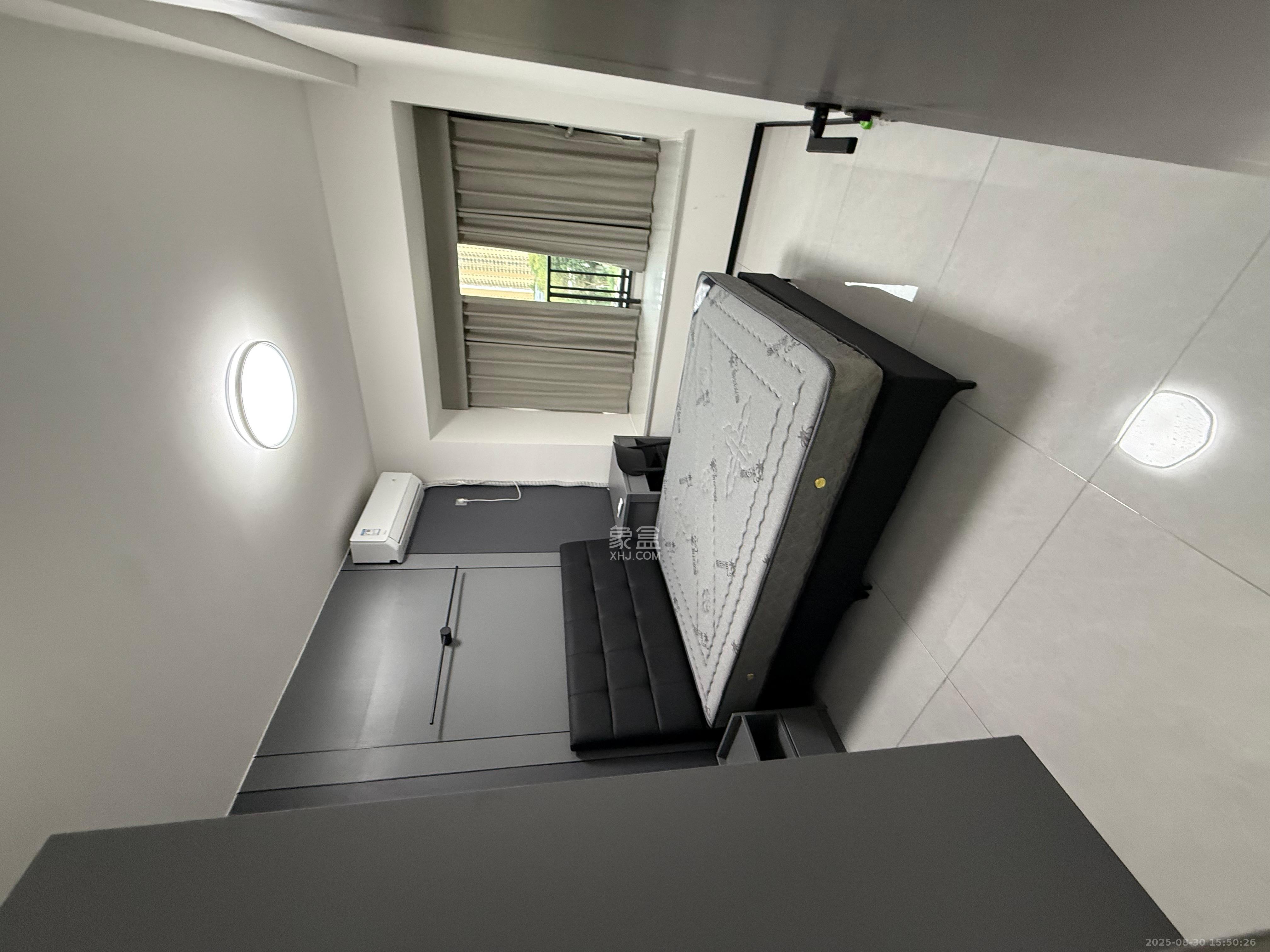 周南学府  2室2厅2卫    2300.0元/月 周南学府  2室2厅2卫    2300.0元/月室内图