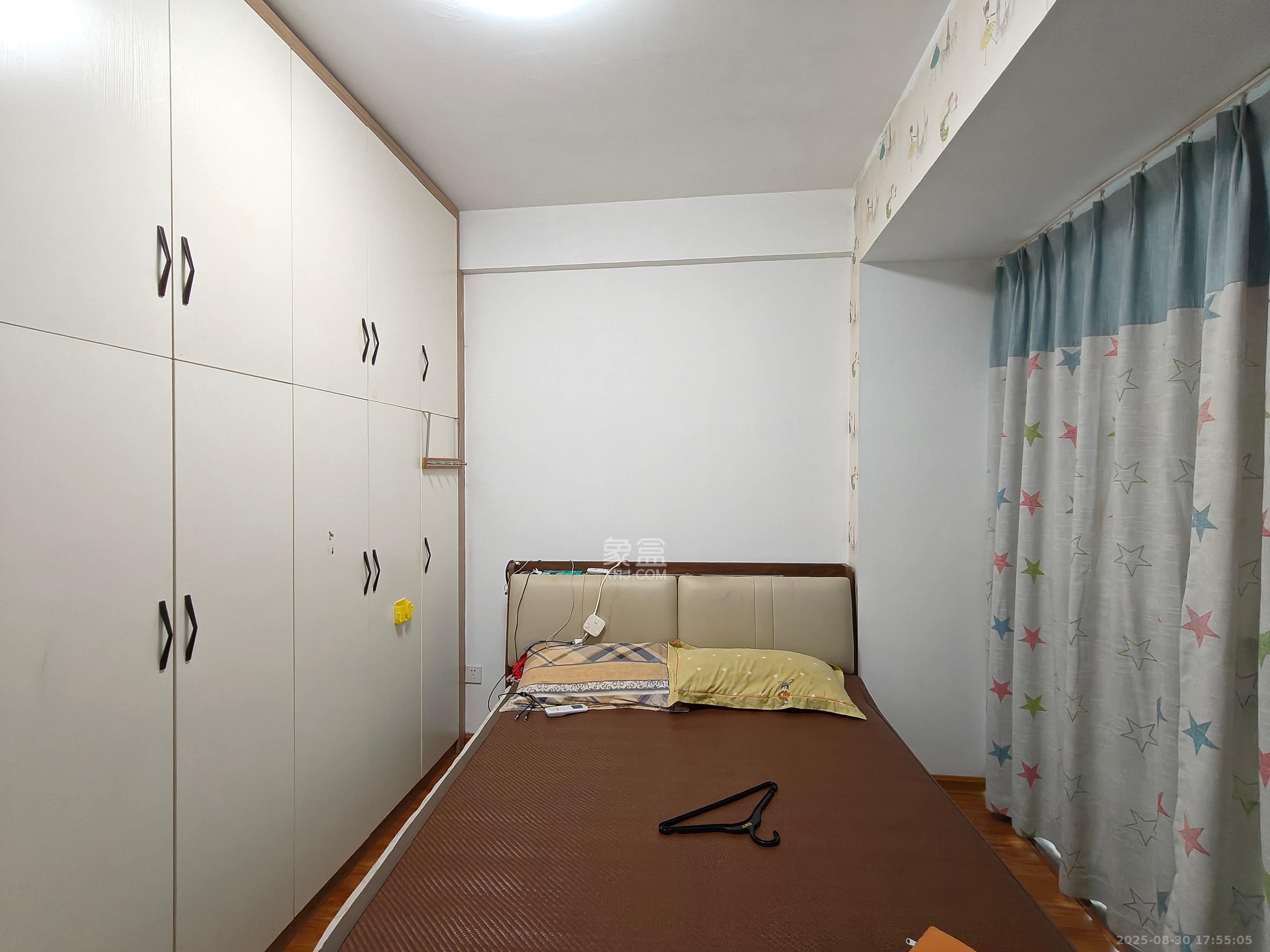 湘域中央  2室1厅1卫   3000.00元/月室内图