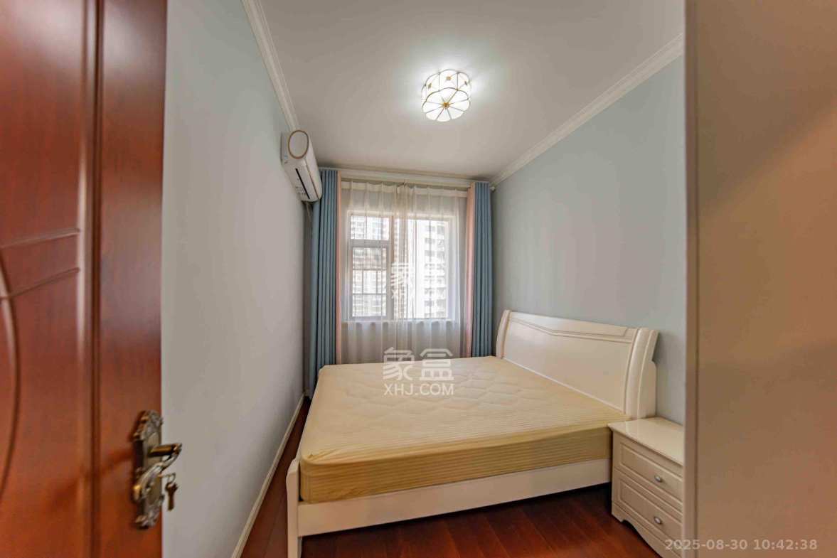 江山帝景哈佛  4室2厅2卫    2800.0元/月 江山帝景哈佛  4室2厅2卫    2800.0元/月室内图