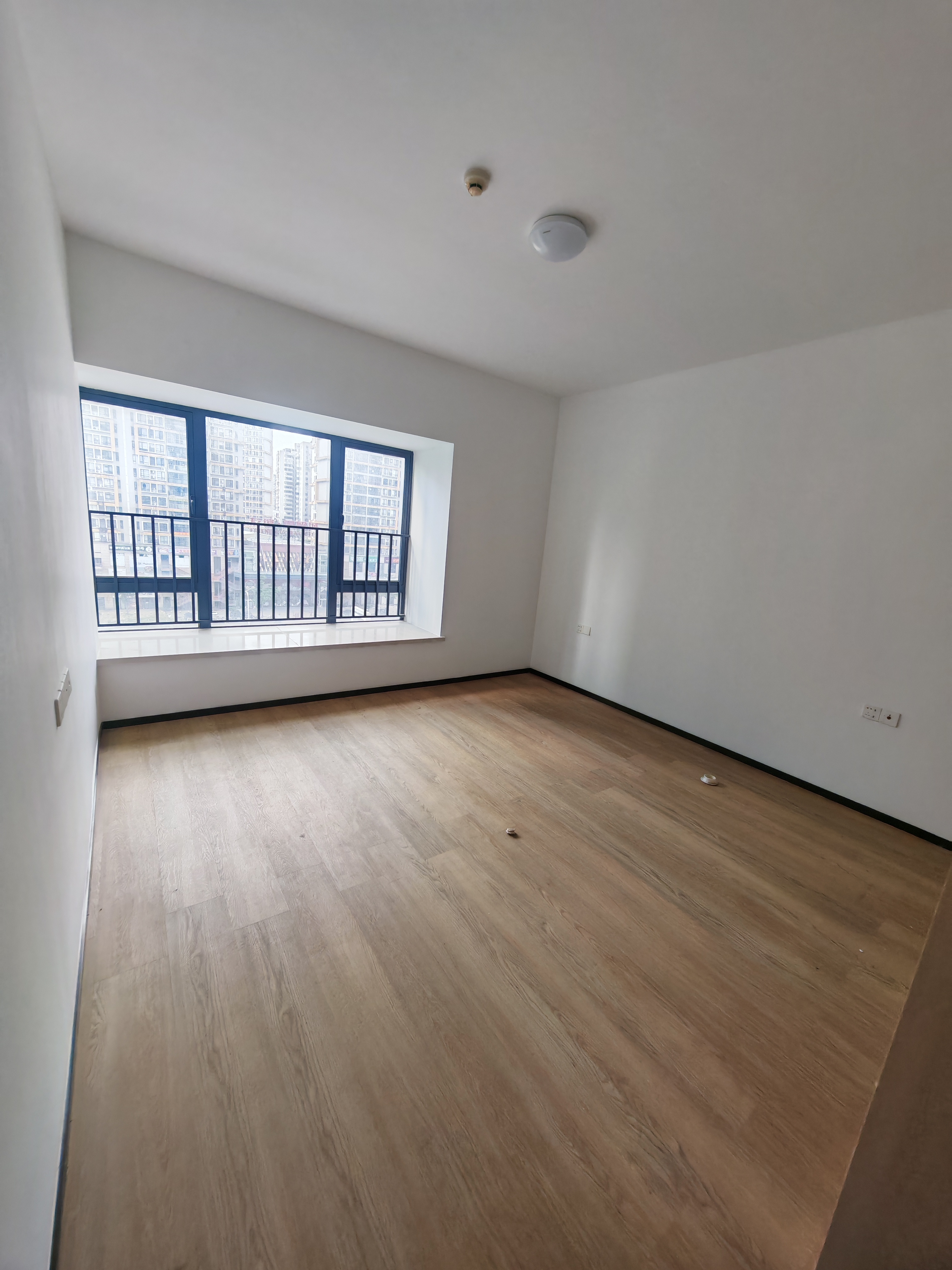 华润中心二期东悦府 3室2厅1卫 5500.0元/月 华润中心二期东悦府 3室2厅1卫 5500.0元/月室内图