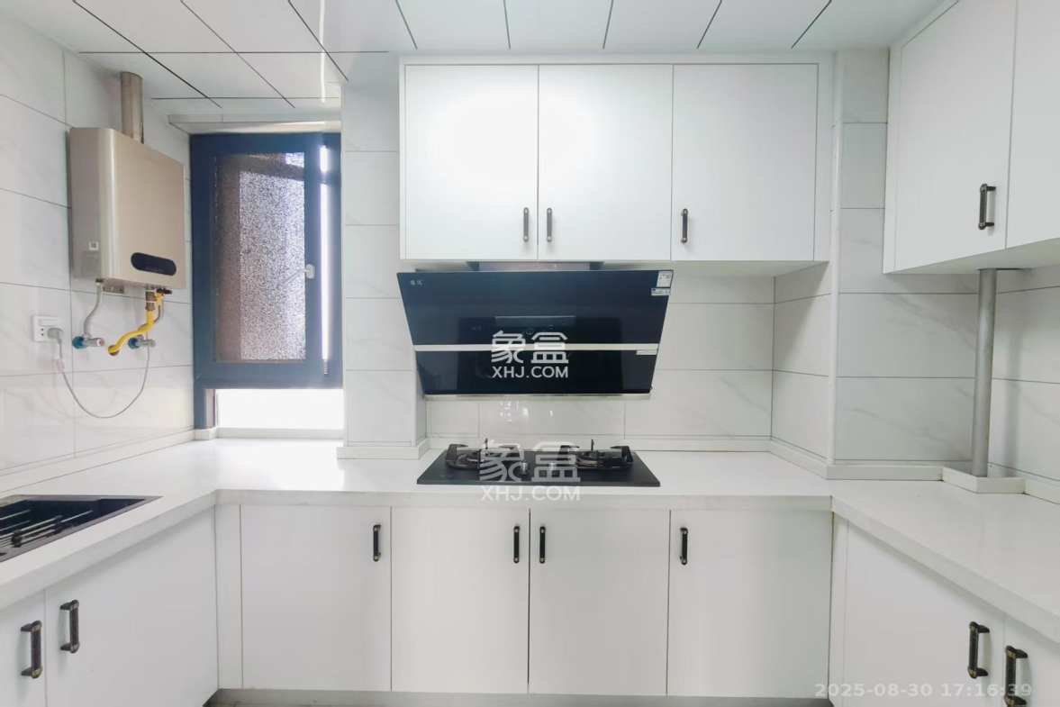 协信星澜汇 3室2厅1卫 3200.0元/月 协信星澜汇 3室2厅1卫 3200.0元/月室内图