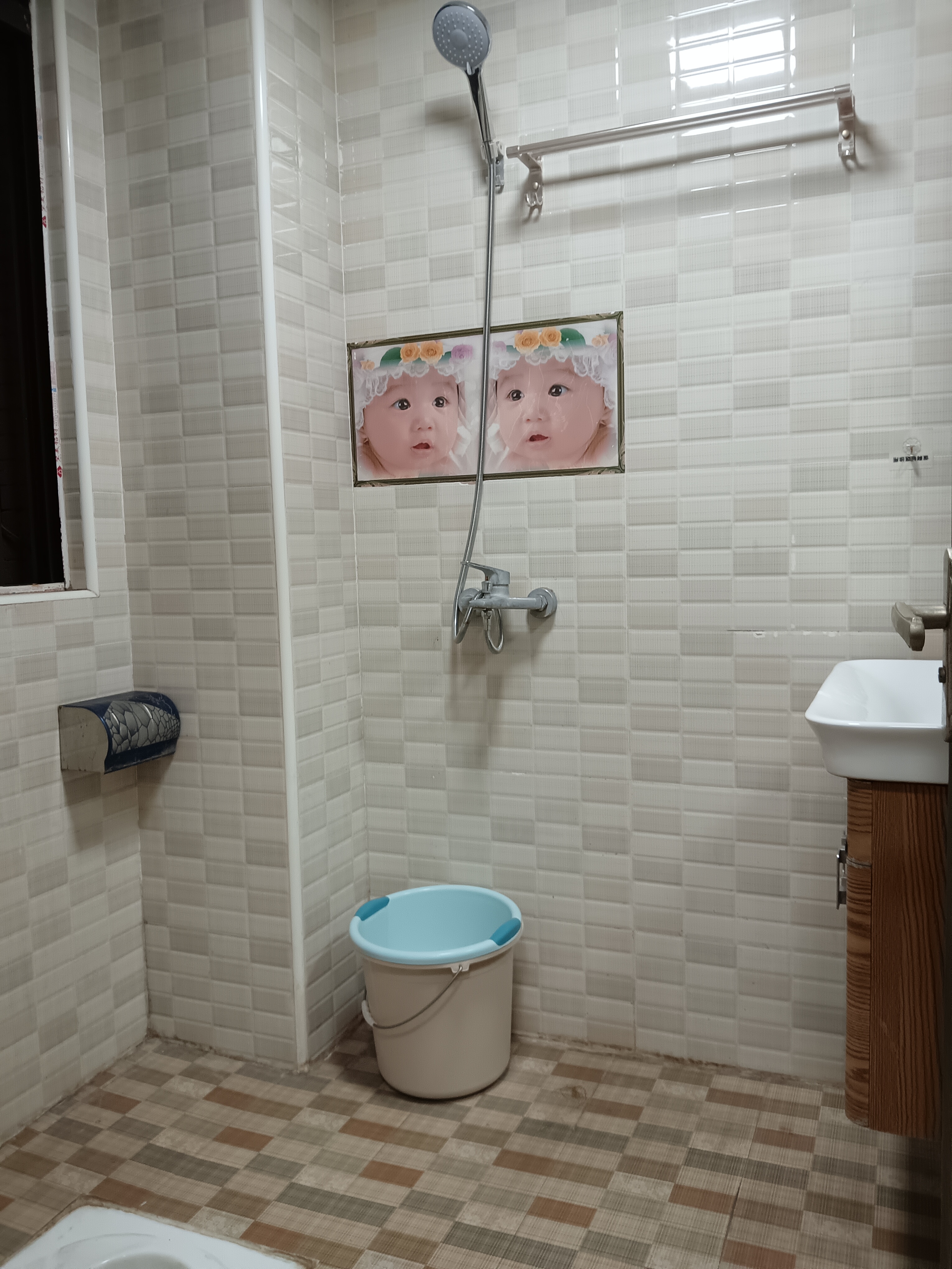 汇欣花样年华  2室2厅2卫   1700.00元/月室内图