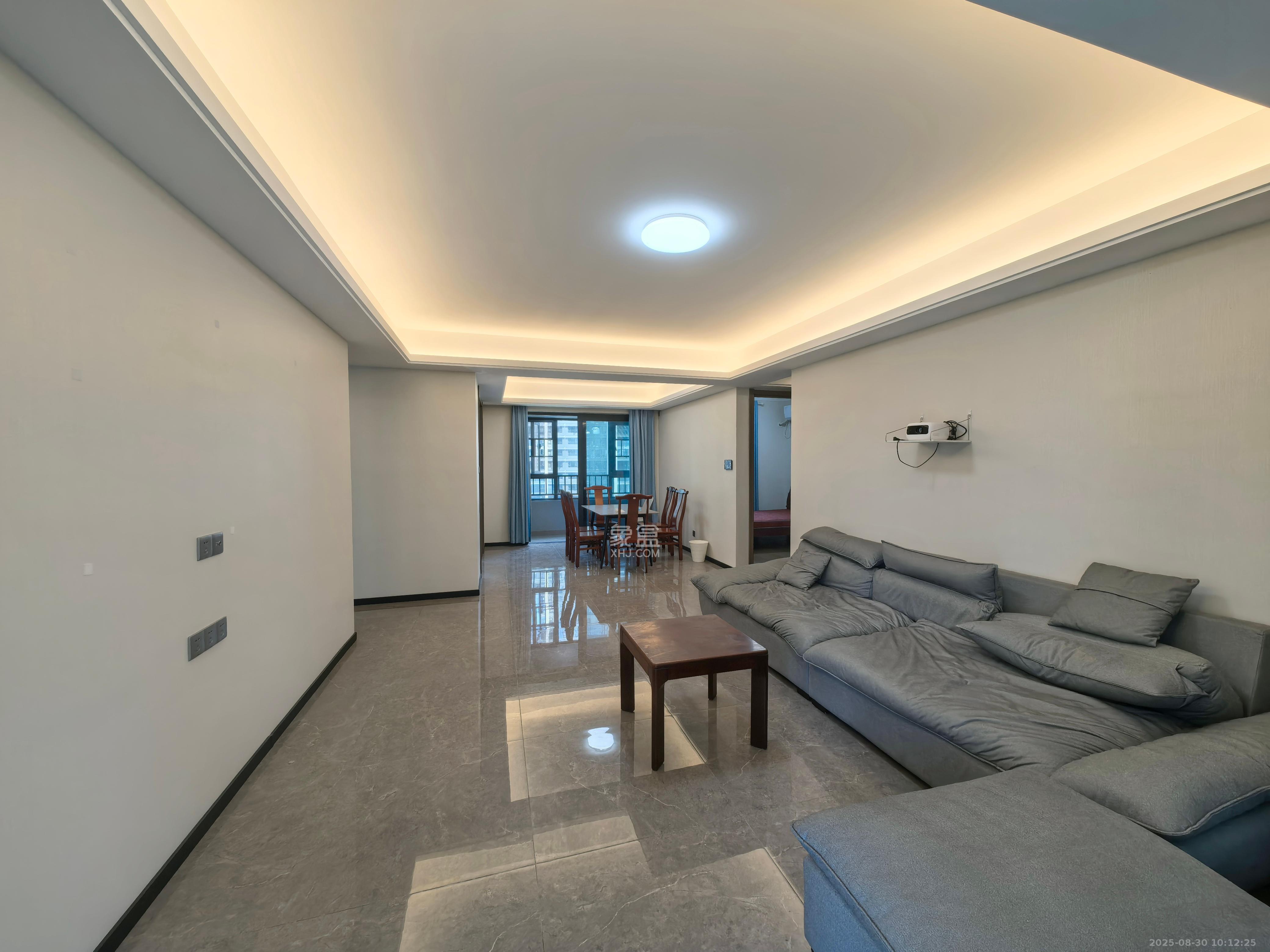 中海阅溪府 4室2厅2卫 3400.0元/月 中海阅溪府 4室2厅2卫 3400.0元/月室内图