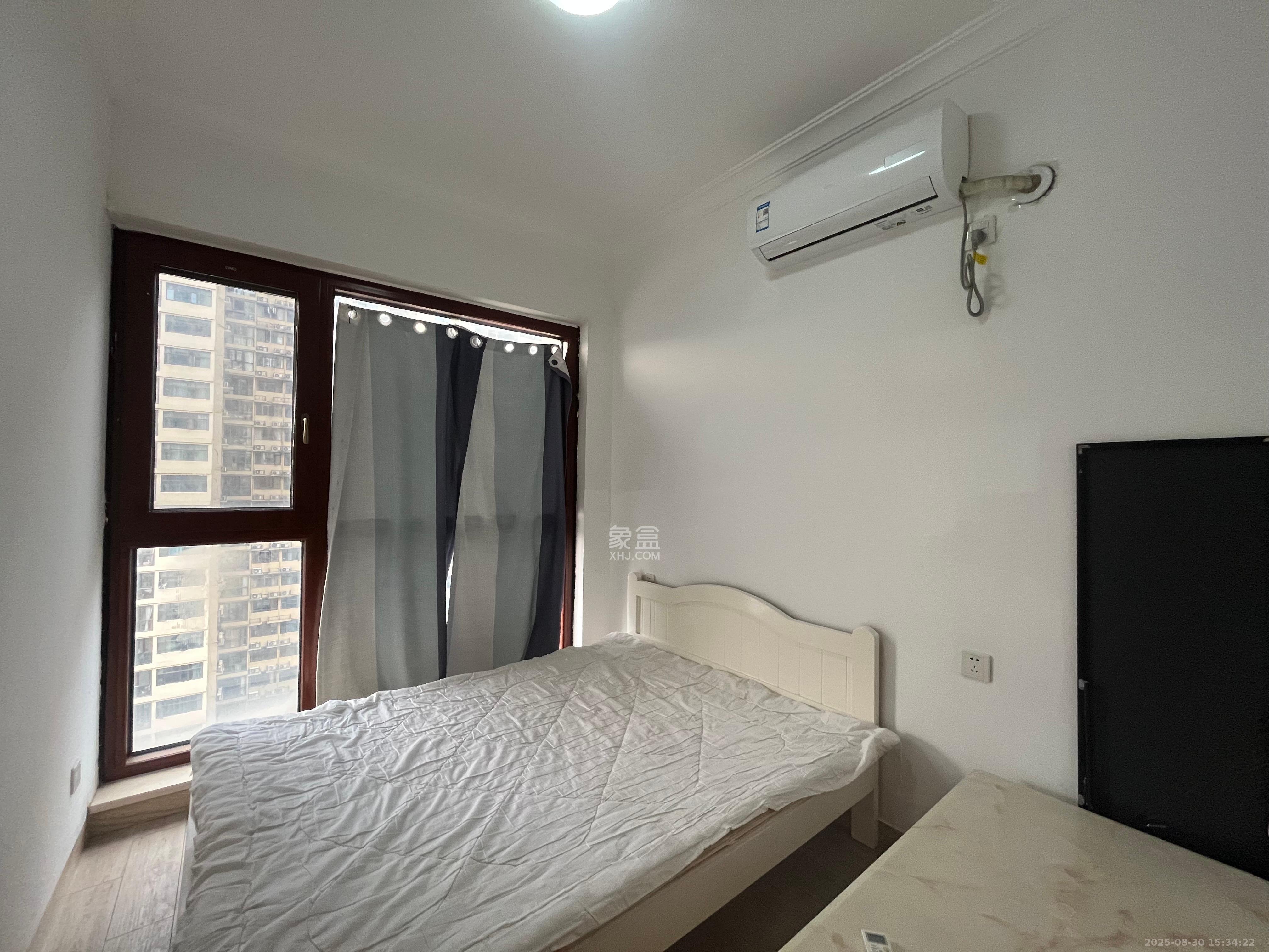 江山帝景哈佛  4室2厅2卫    2500.0元/月 江山帝景哈佛  4室2厅2卫    2500.0元/月室内图