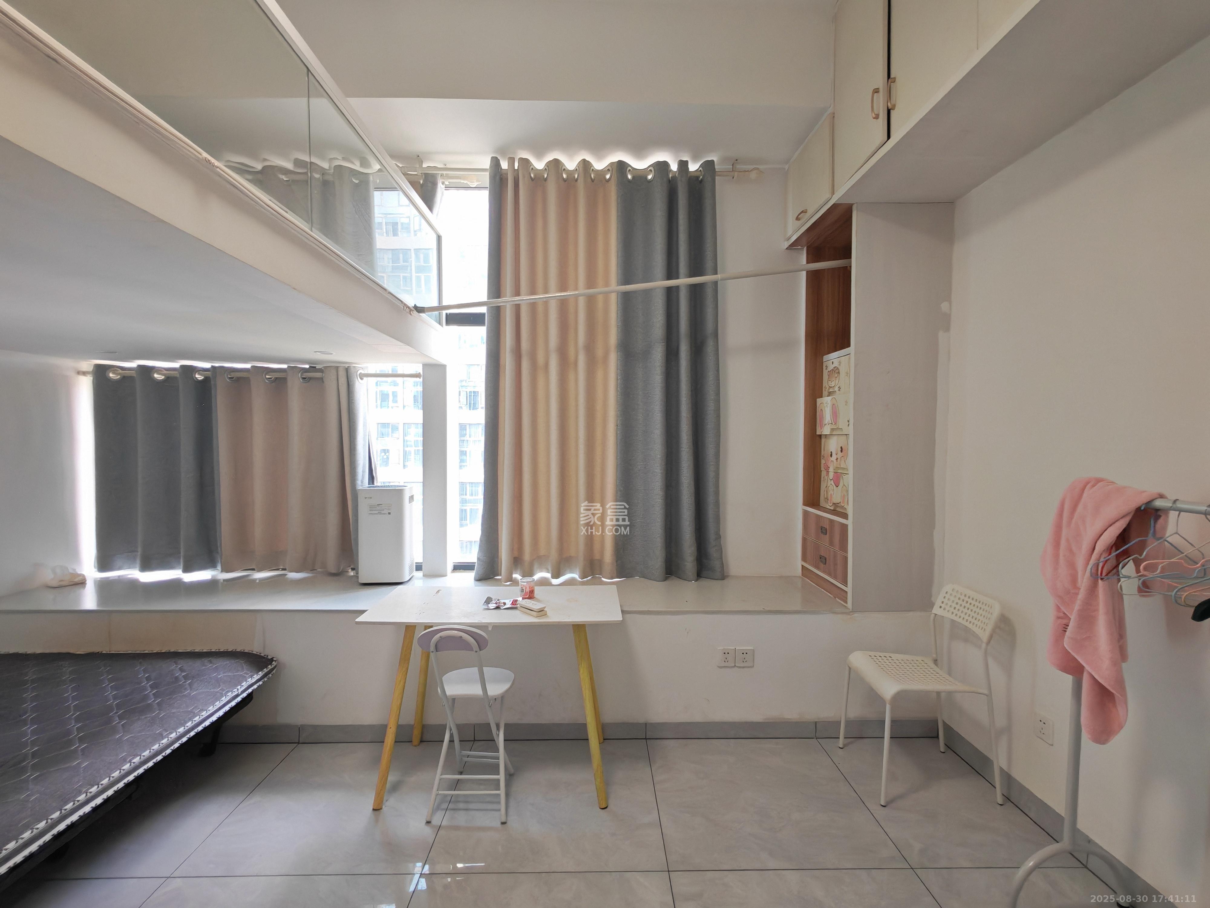 建发中央公园(建发美地)  1室0厅0卫    1700.0元/月 建发中央公园(建发美地)  1室0厅0卫    1700.0元/月室内图