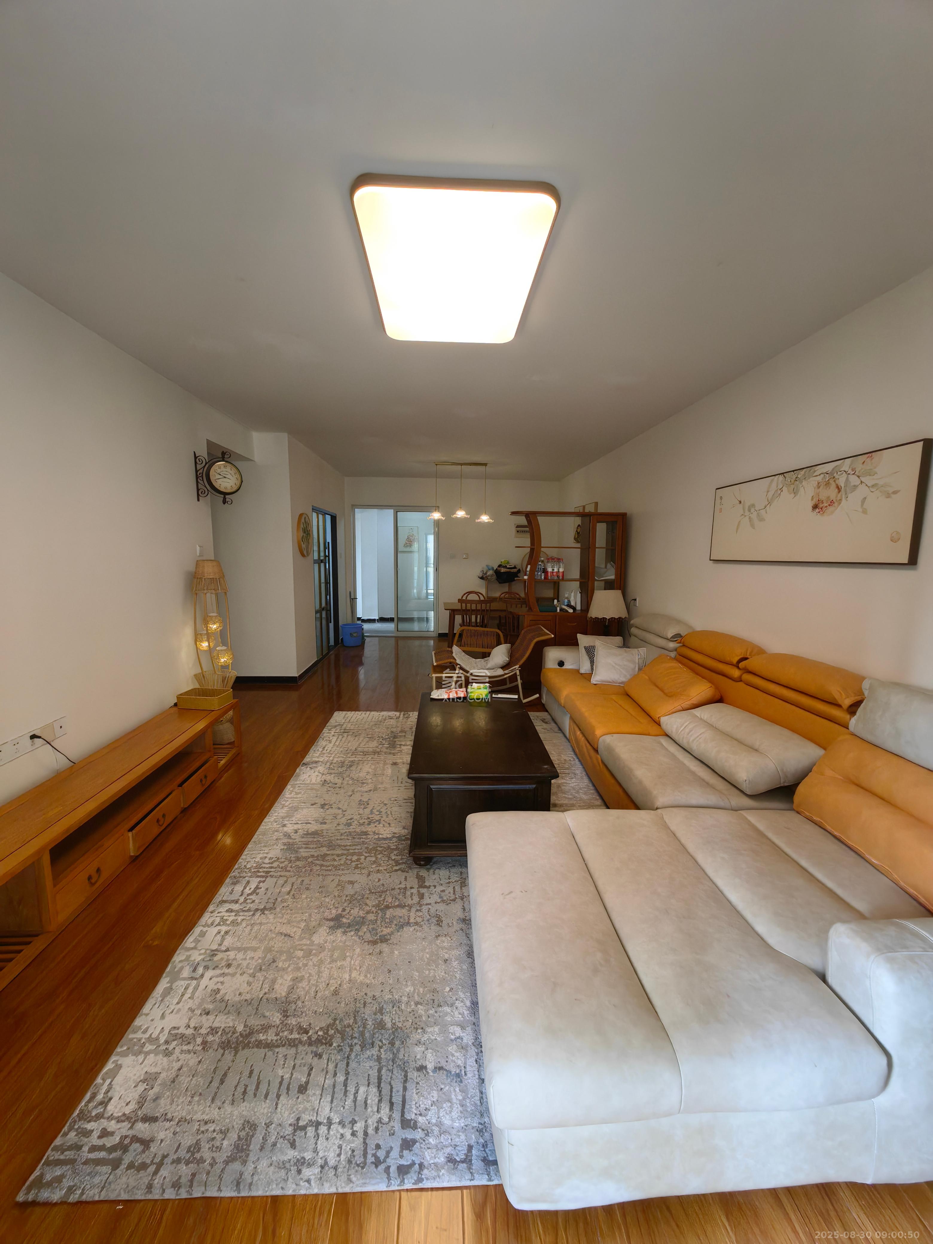 中建芙蓉嘉苑  3室2厅2卫    2700.0元/月室内图