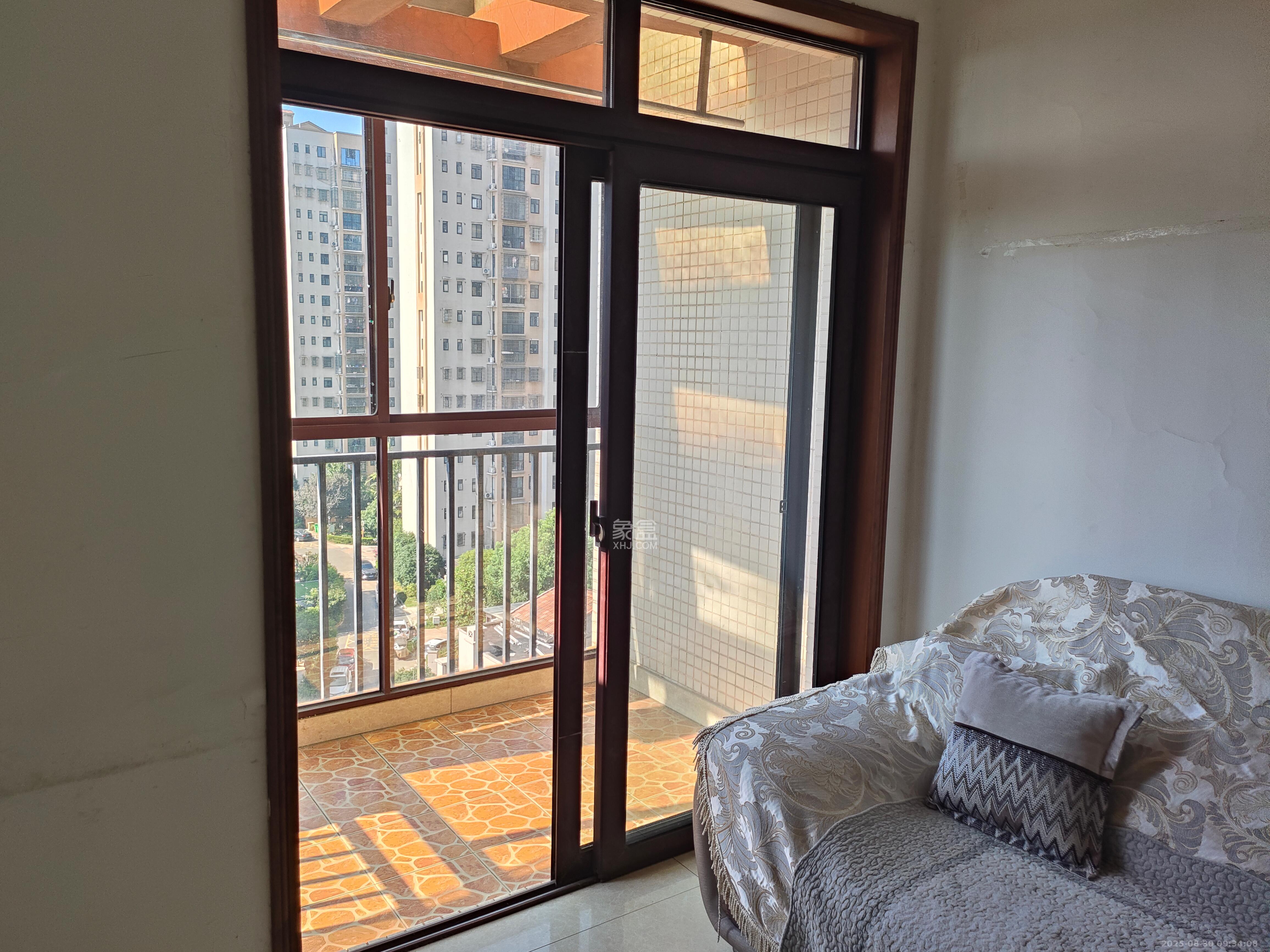 鹏基诺亚山林  3室2厅2卫    2000.0元/月 鹏基诺亚山林  3室2厅2卫    2000.0元/月室内图