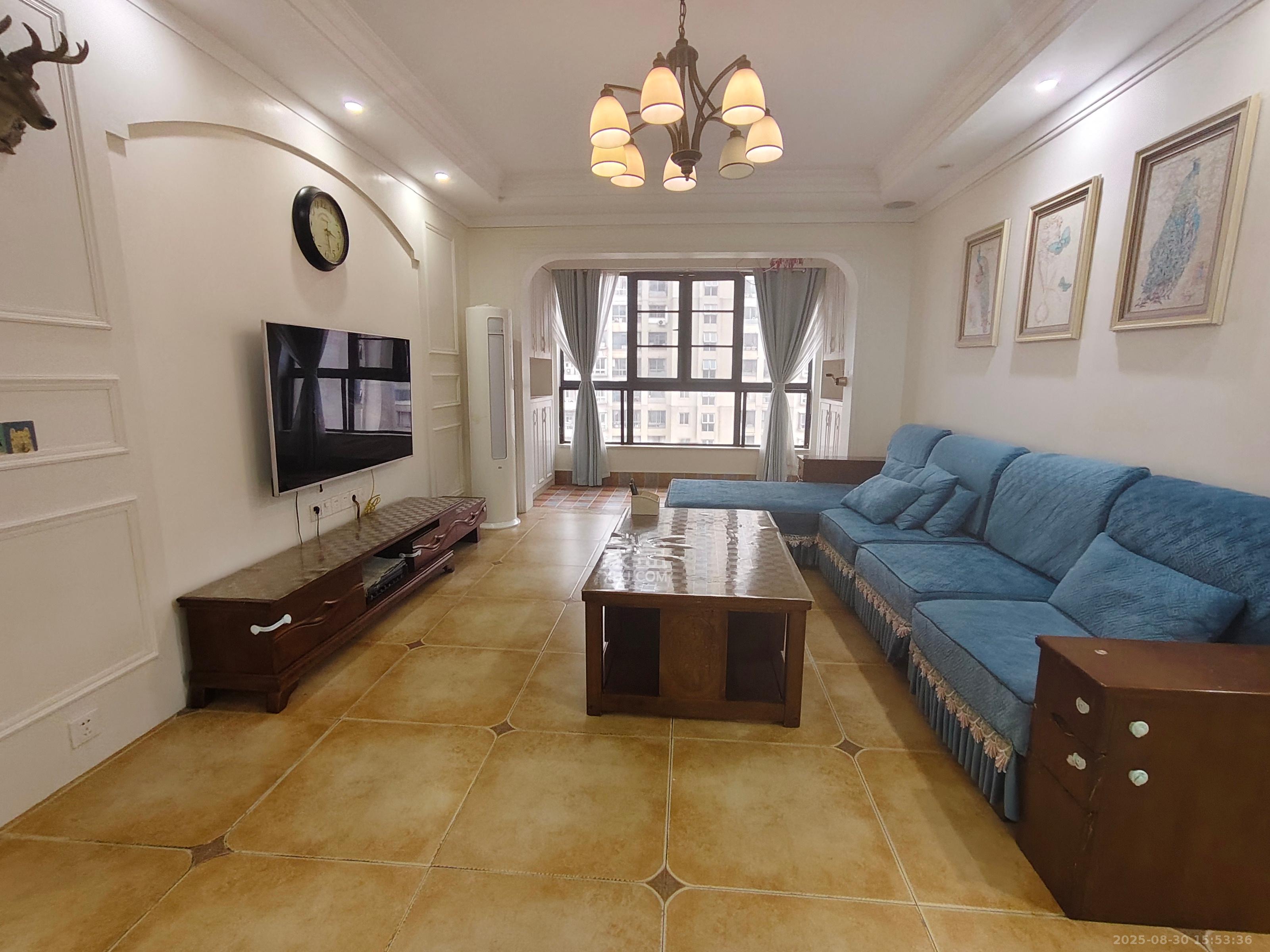 钱隆世家 4室2厅2卫 2800.0元/月 钱隆世家 4室2厅2卫 2800.0元/月室内图