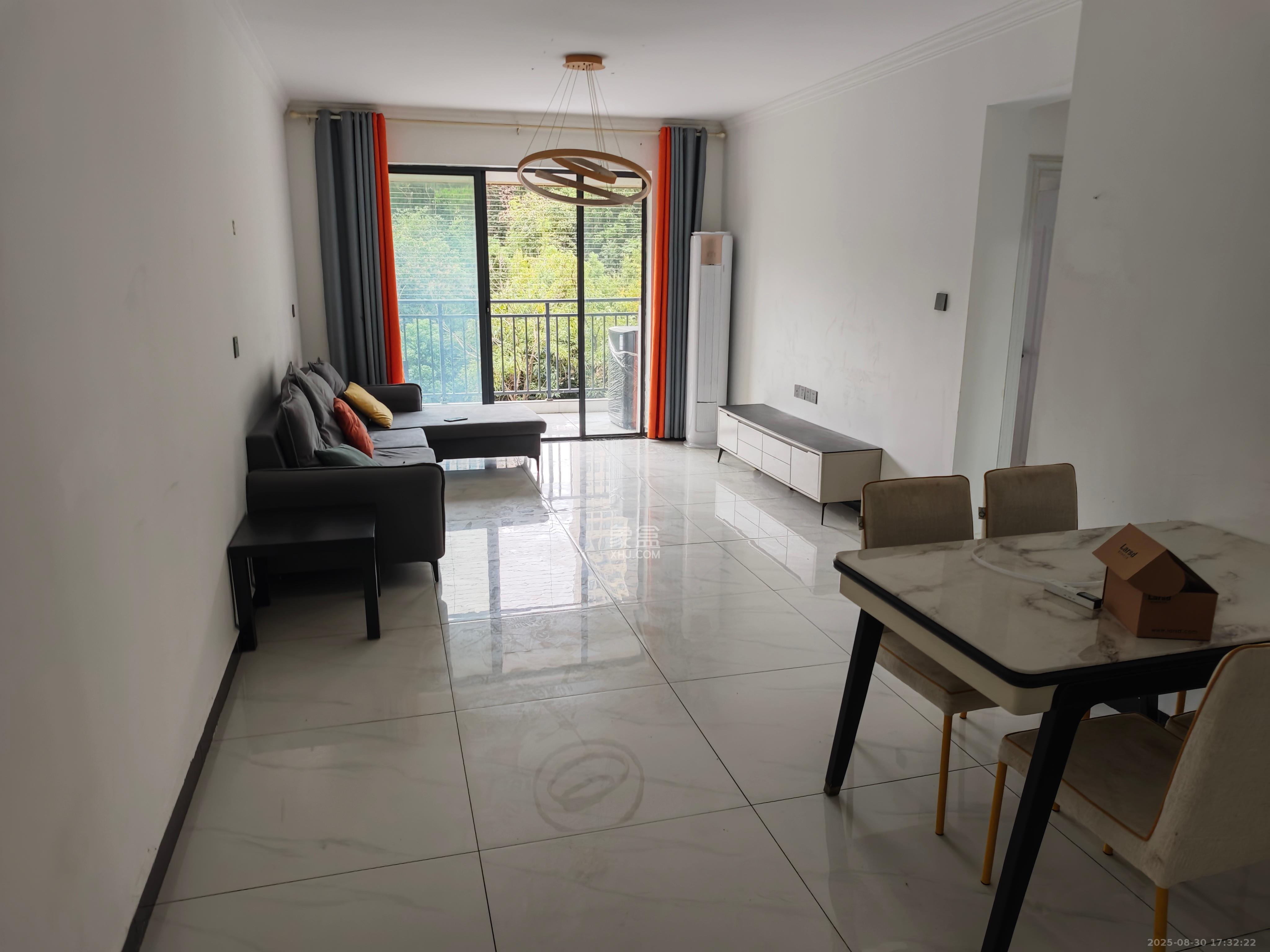 骑龙大街(骑龙苑) 3室1厅1卫 2500.0元/月 骑龙大街(骑龙苑) 3室1厅1卫 2500.0元/月室内图