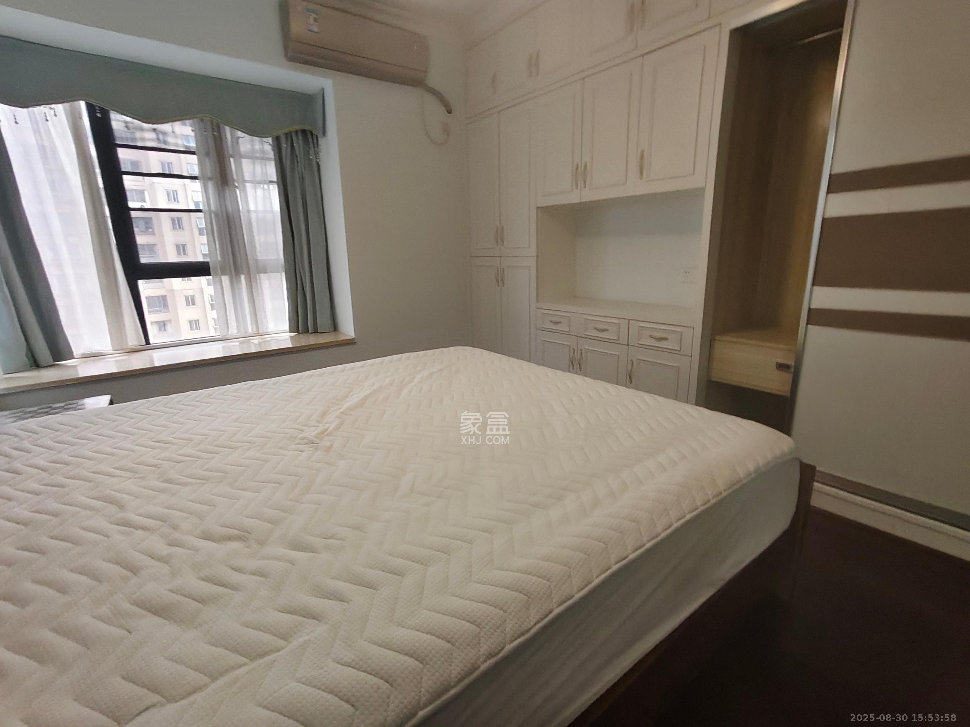 钱隆世家 4室2厅2卫 2800.0元/月 钱隆世家 4室2厅2卫 2800.0元/月室内图