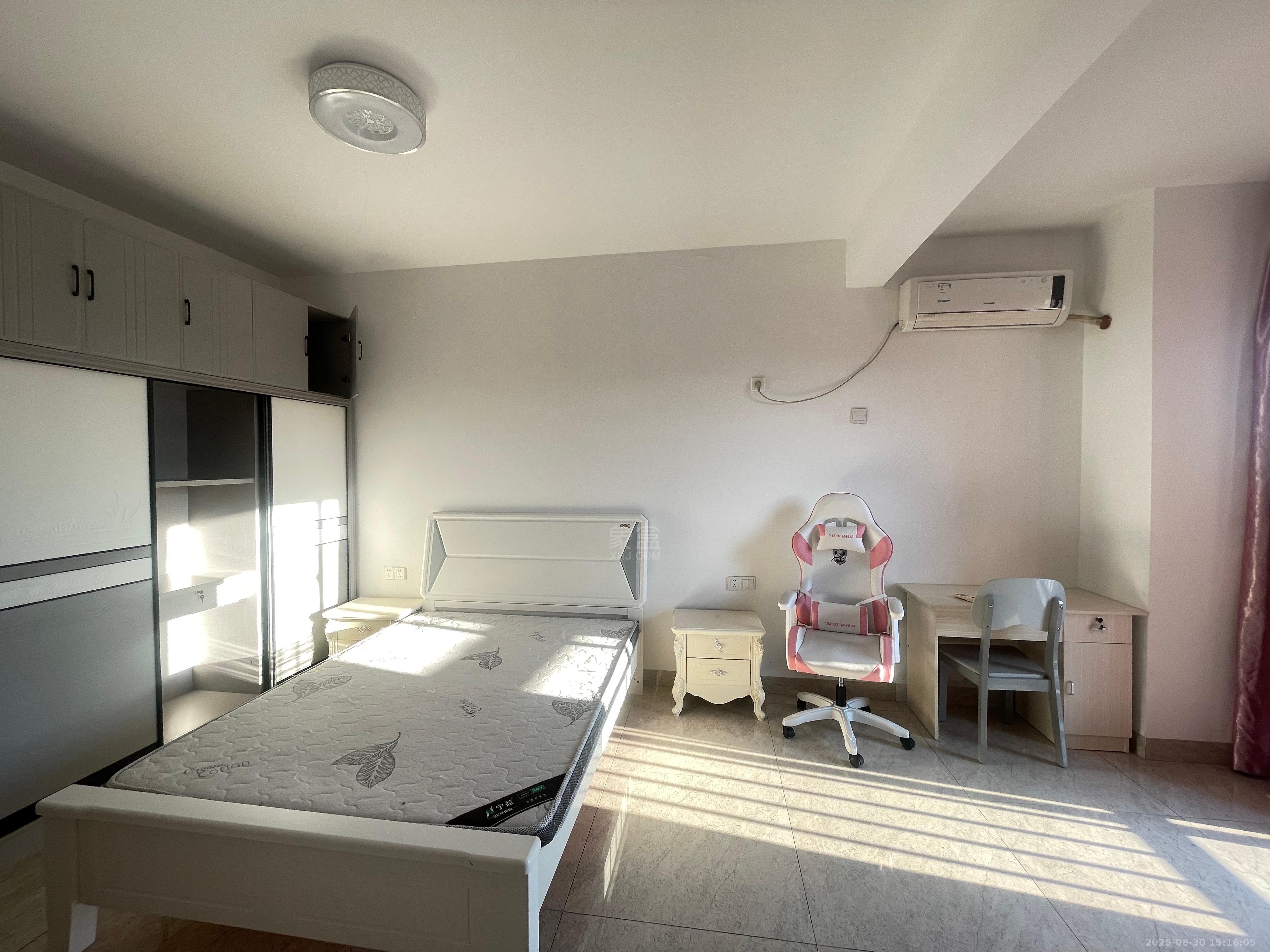 金爵逸品 3室2厅2卫 1800.00元/月 金爵逸品 3室2厅2卫 1800.00元/月室内图