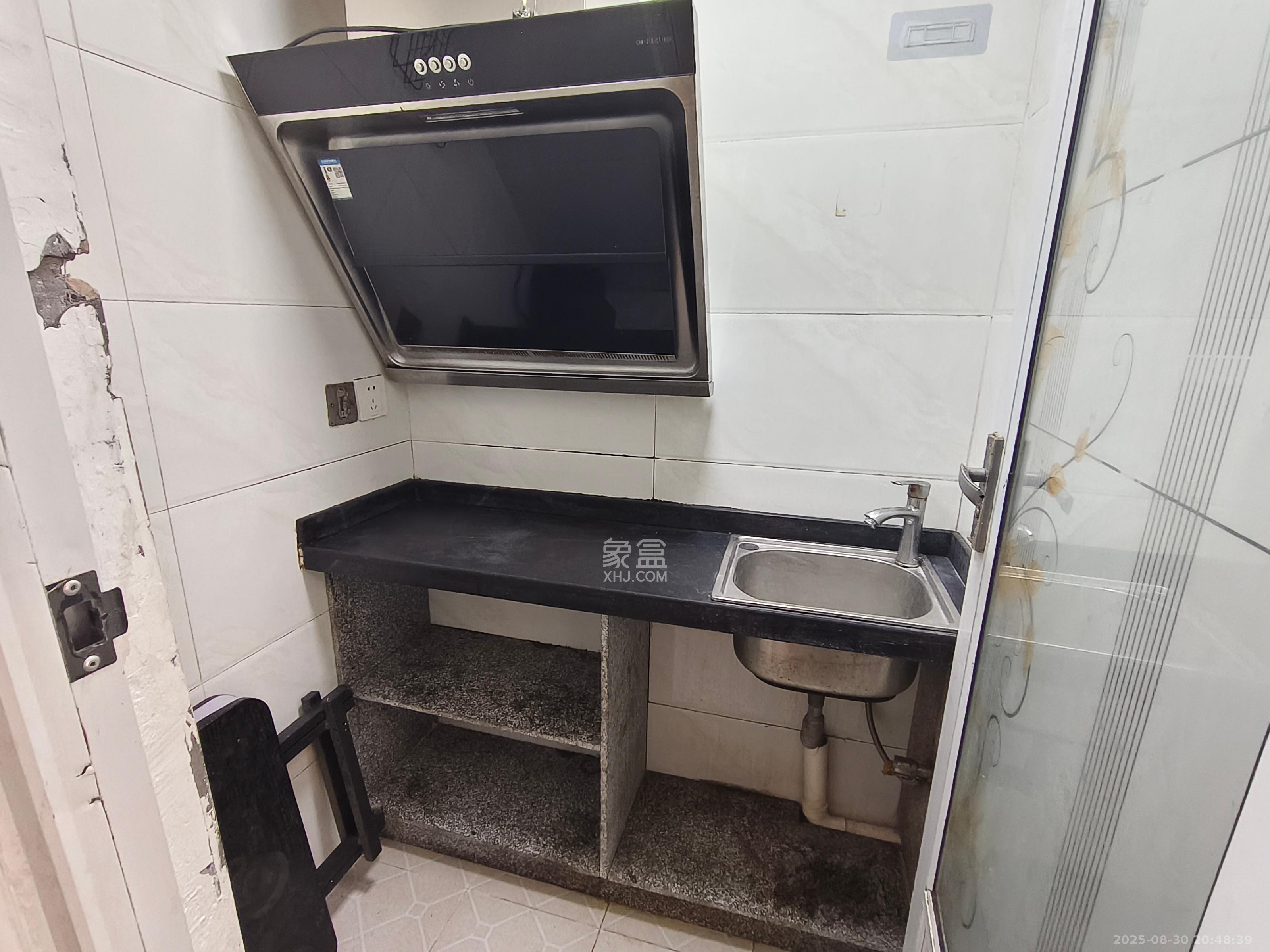 金南家园一期  1室0厅0卫    950.0元/月 金南家园一期  1室0厅0卫    950.0元/月室内图