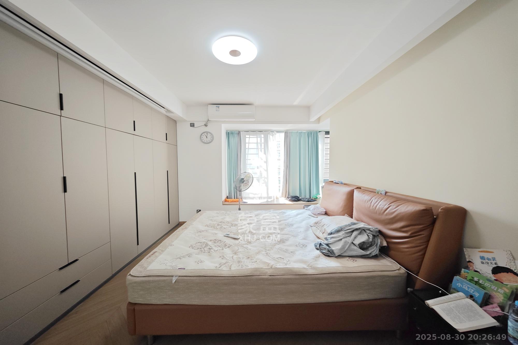 新城新世界一二三期  4室2厅2卫    150.0万 新城新世界一二三期  4室2厅2卫    150.0万卧室