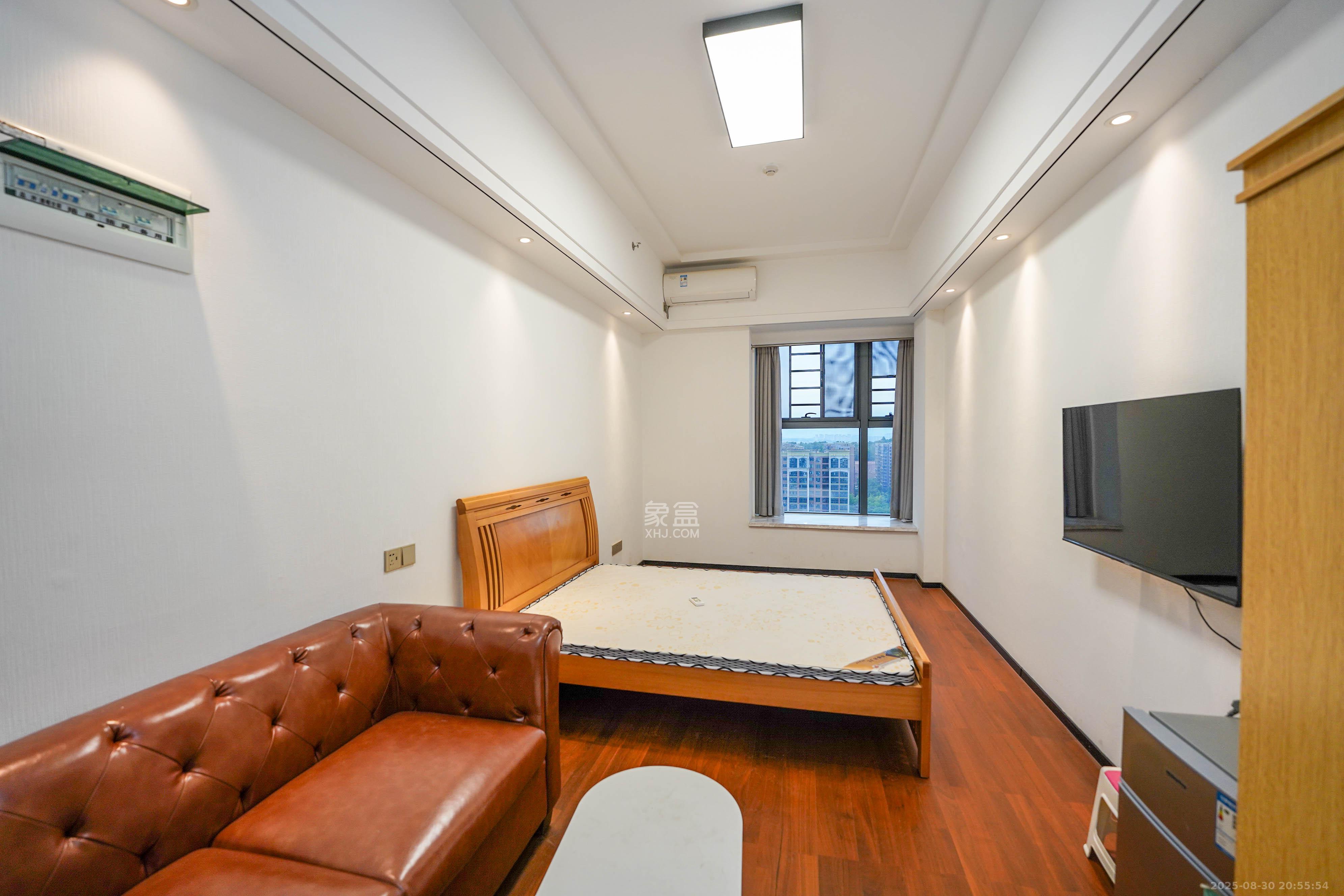 福天藏郡院子  1室1厅1卫    20.0万 福天藏郡院子  1室1厅1卫    20.0万客厅