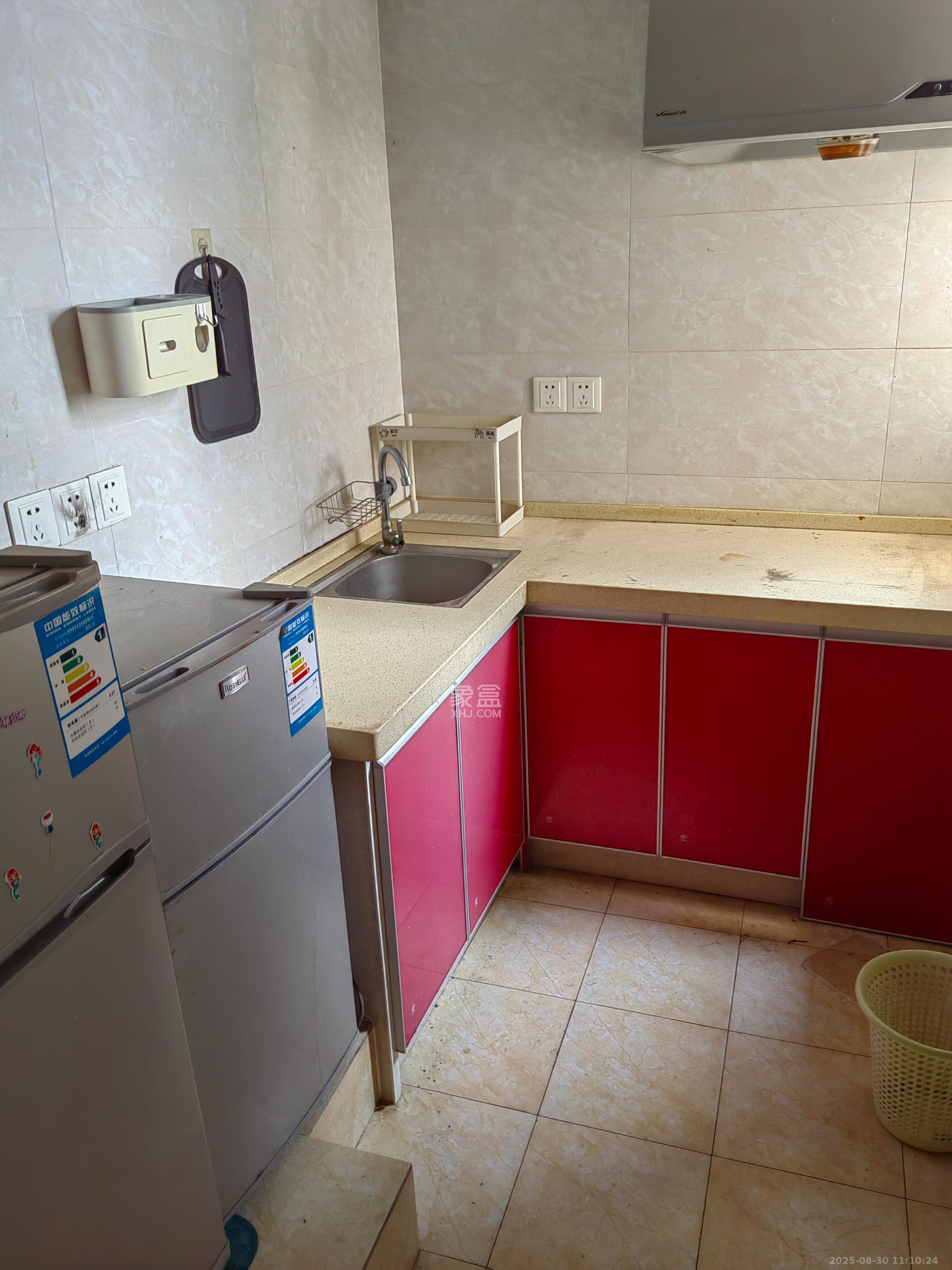 星邮公寓  1室0厅0卫    1000.0元/月室内图